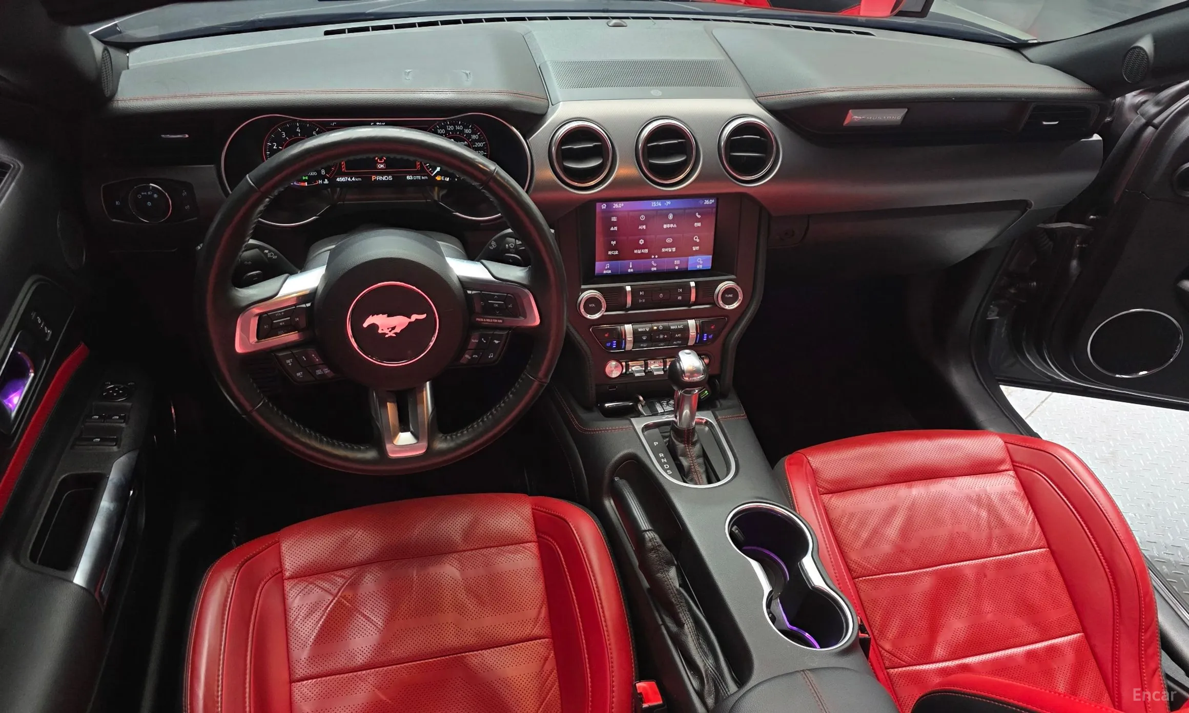 Ford Mustang превью 7