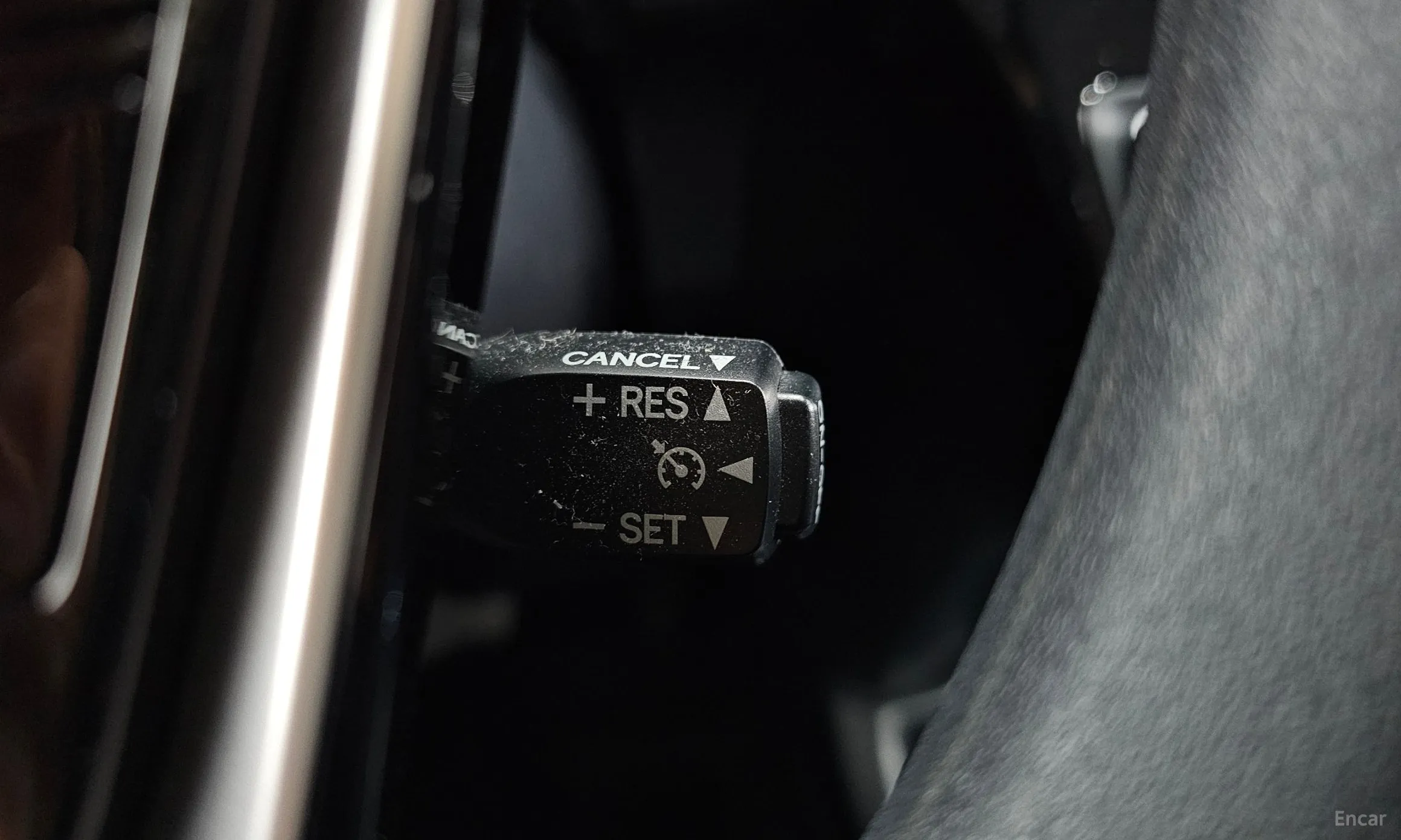 Toyota Prius C превью 18