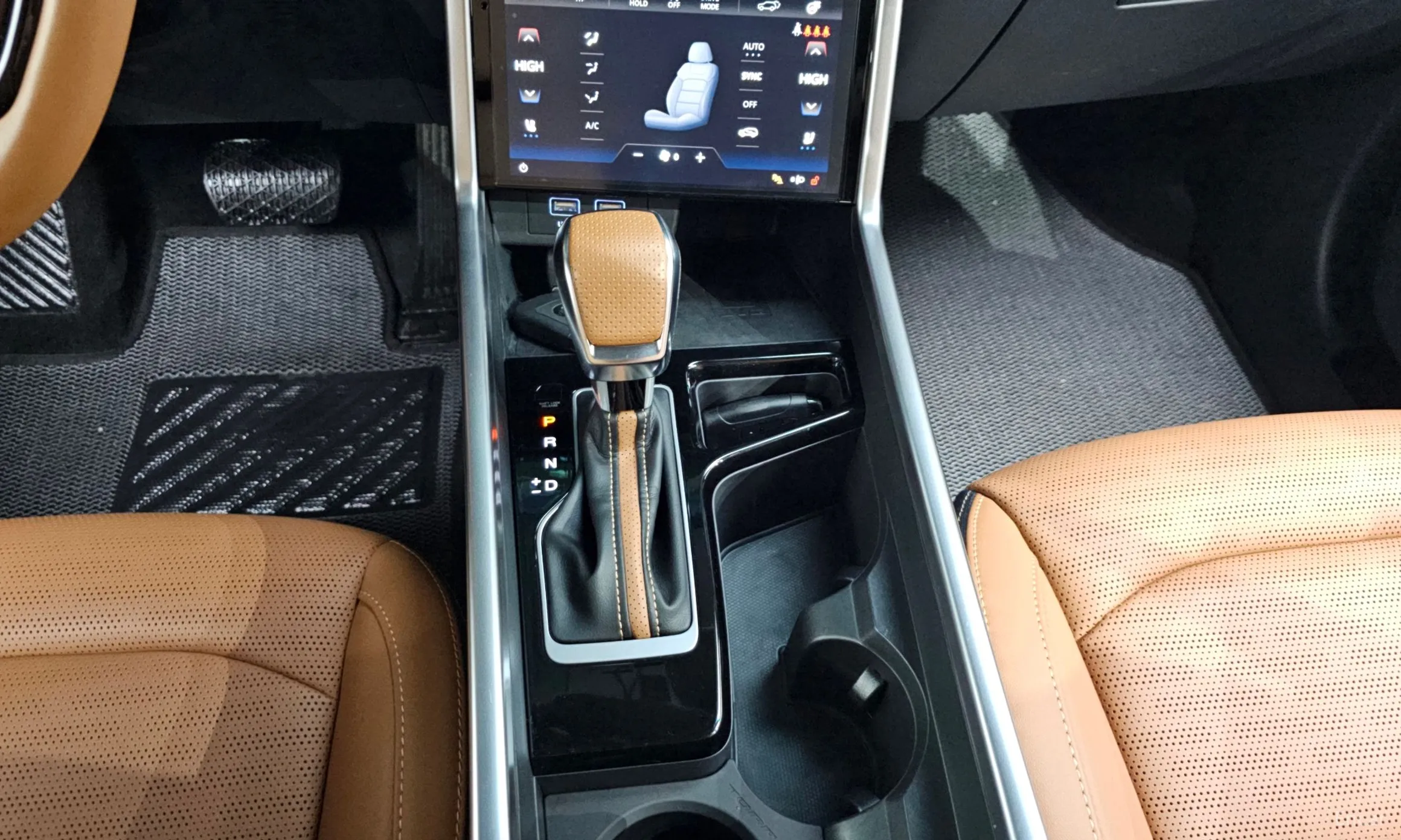 KG Mobility (SsangYong) Torres превью 9