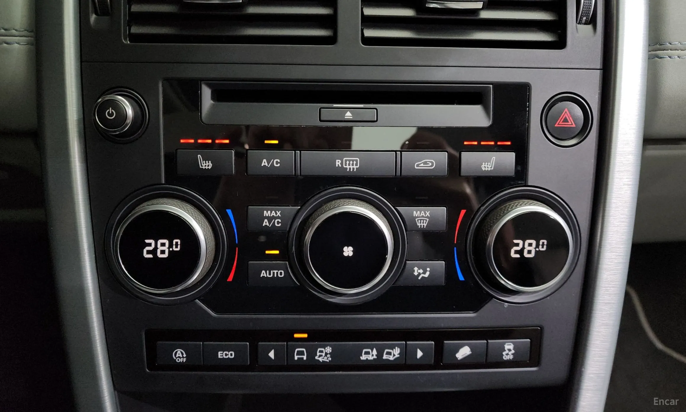 Land Rover Discovery Sports превью 16