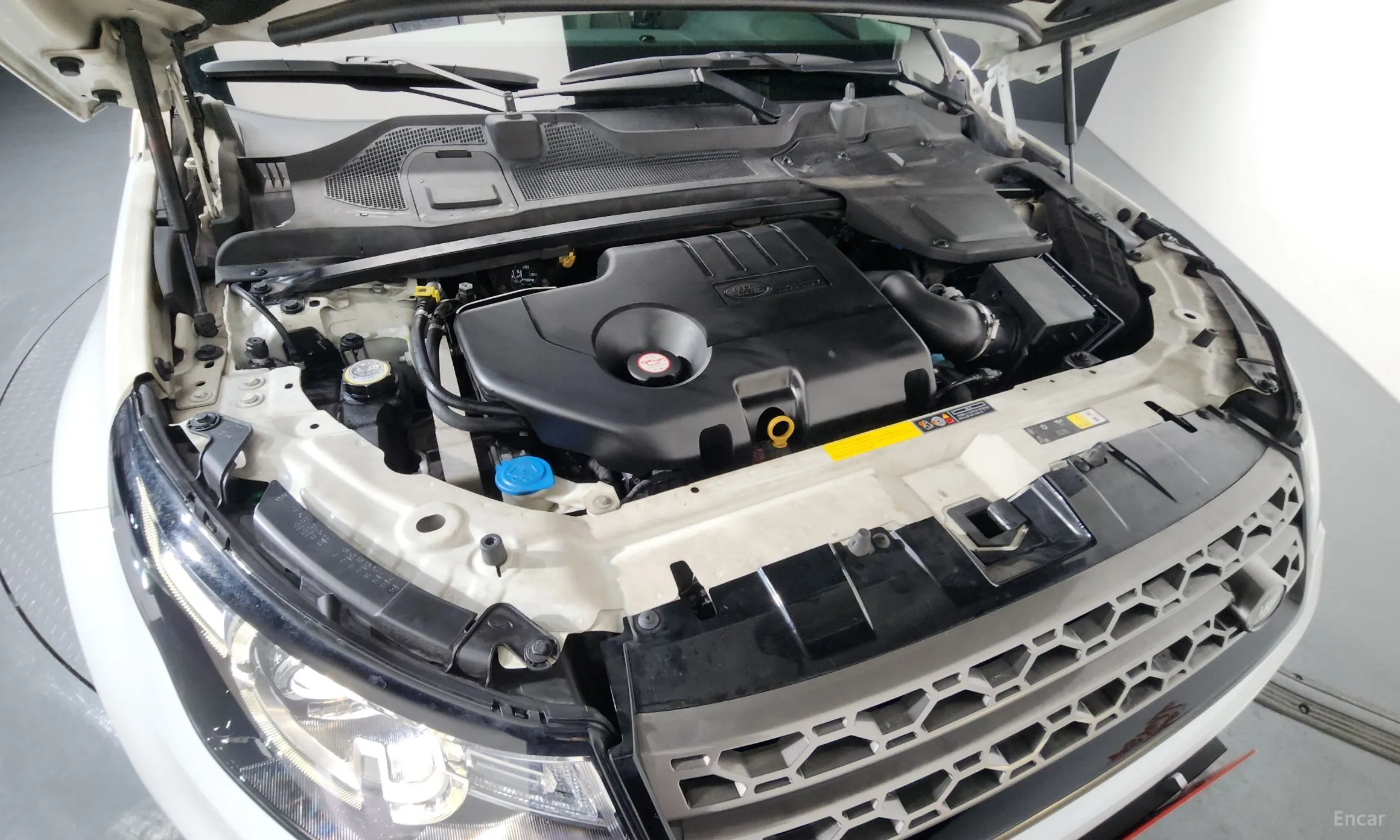 Land Rover Discovery Sports превью 6
