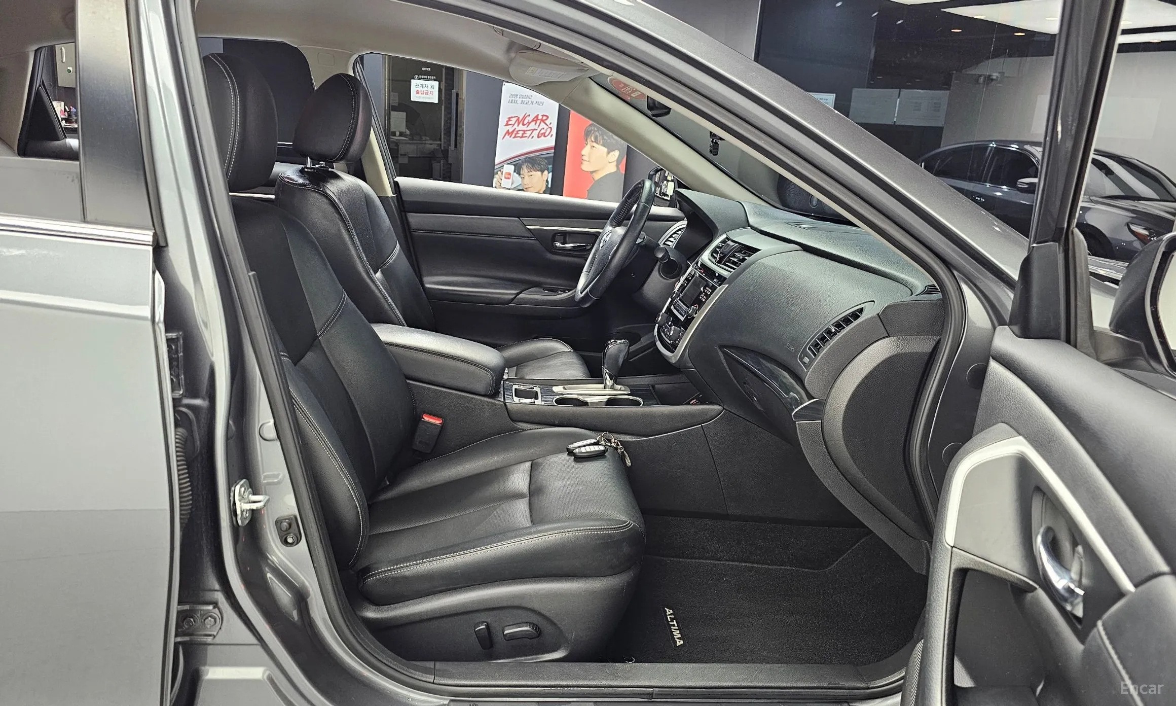 Nissan Altima превью 12