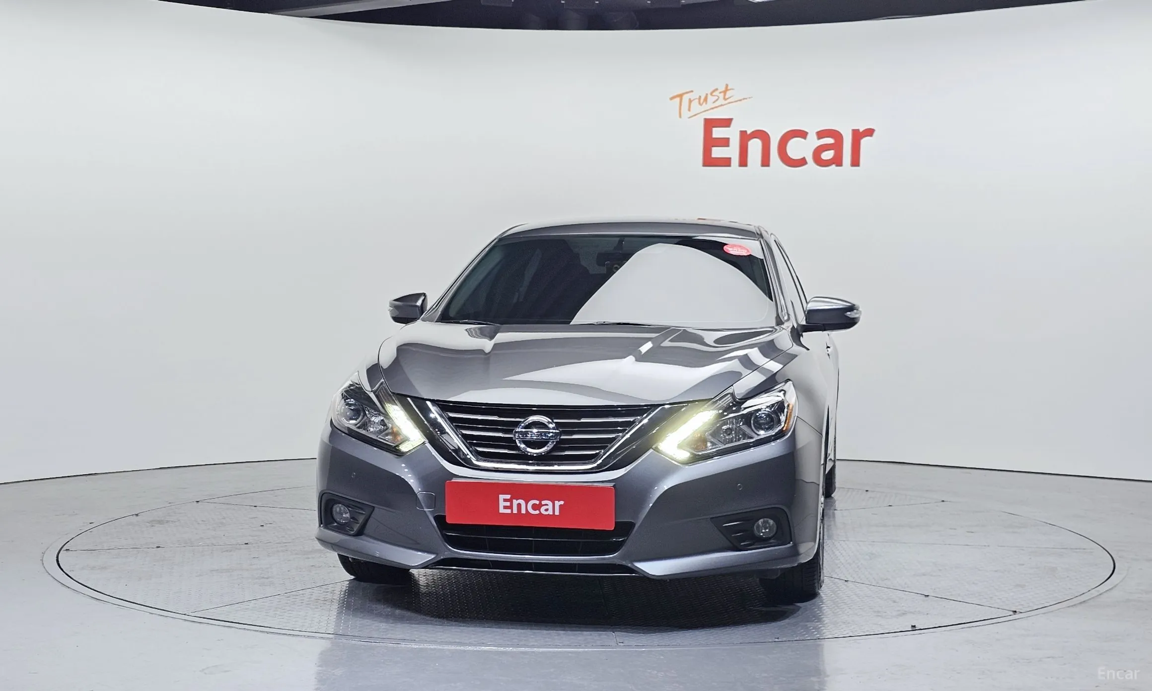 Nissan Altima превью 3