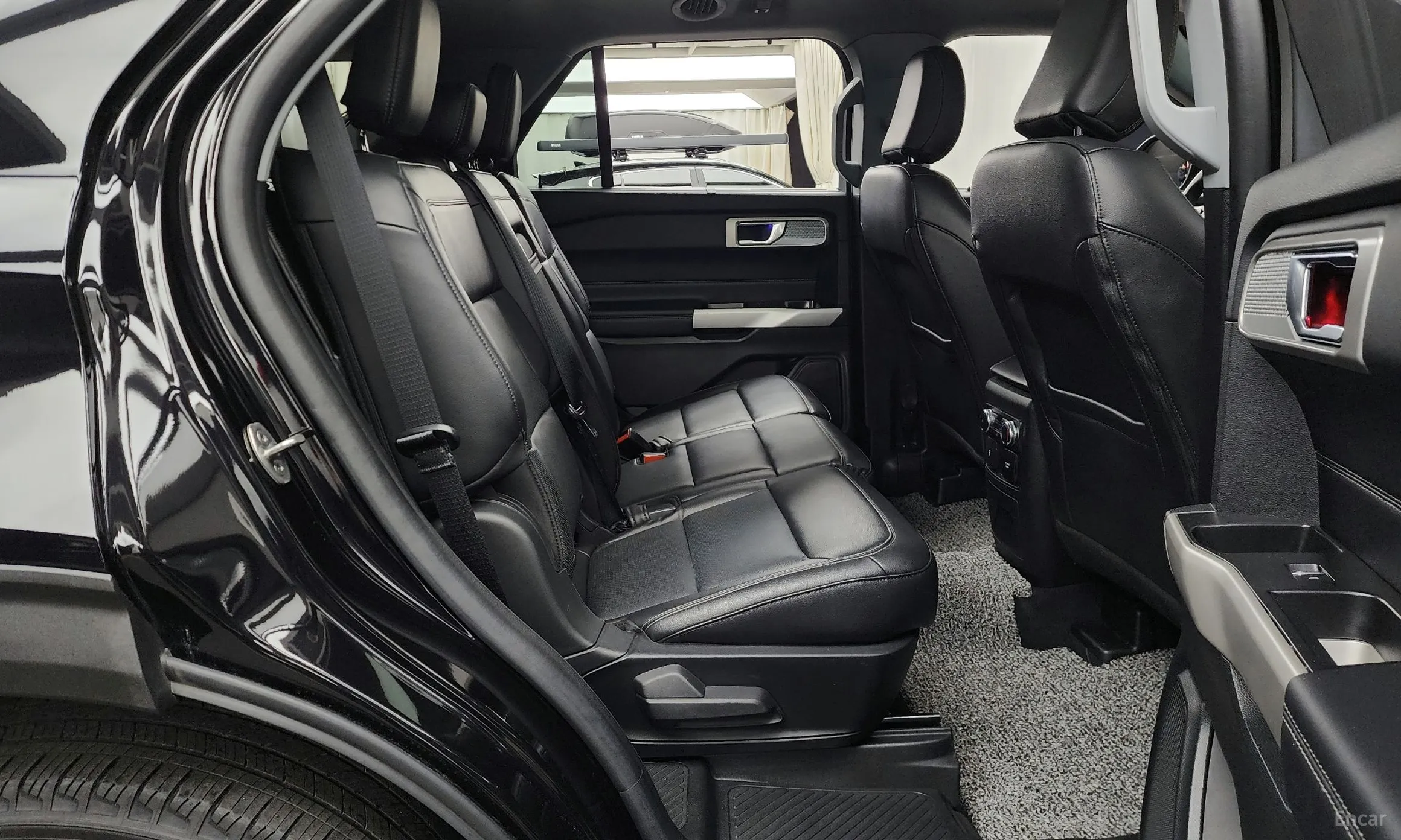 Ford Explorer 6th Generation превью 12