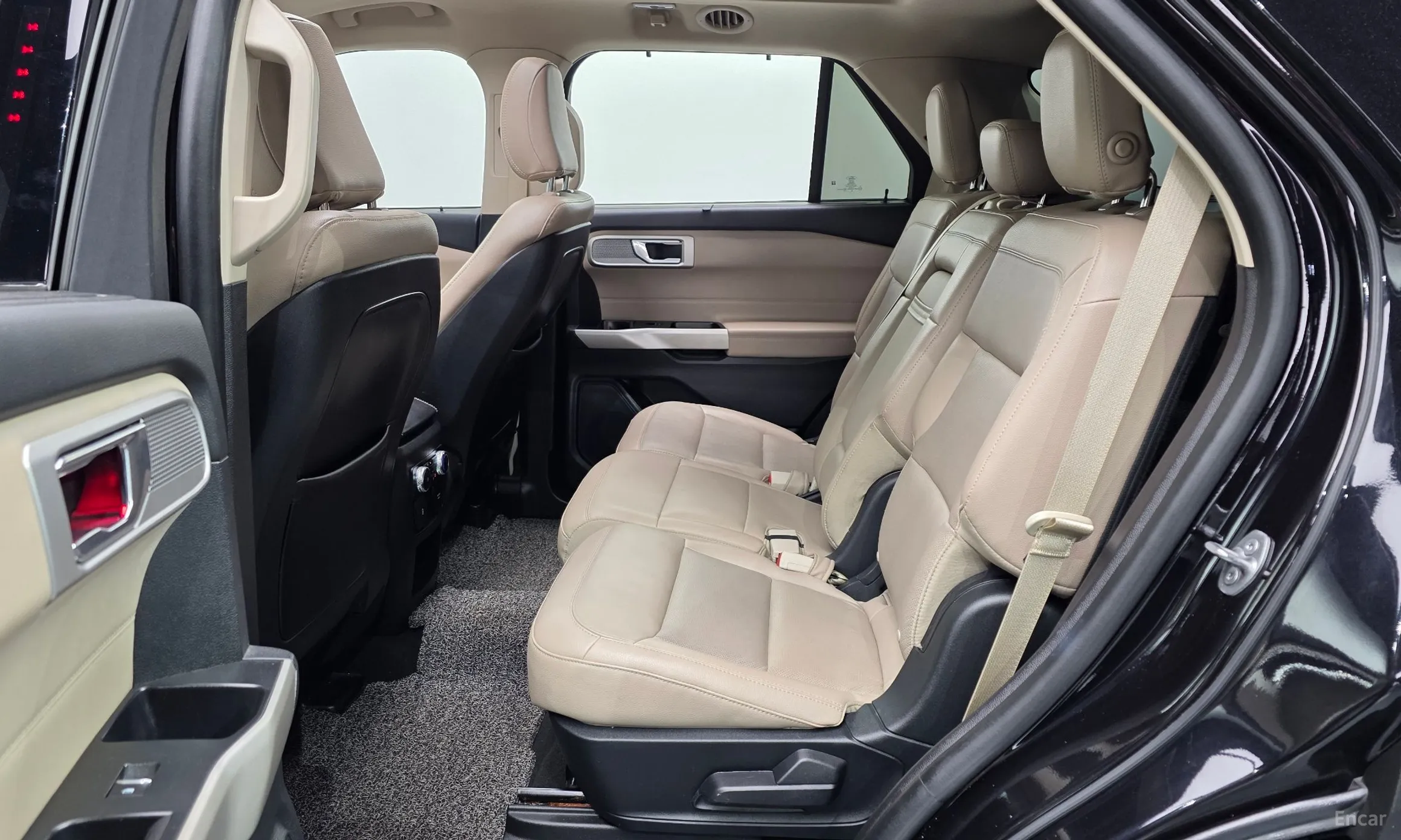 Ford Explorer 6th Generation превью 12
