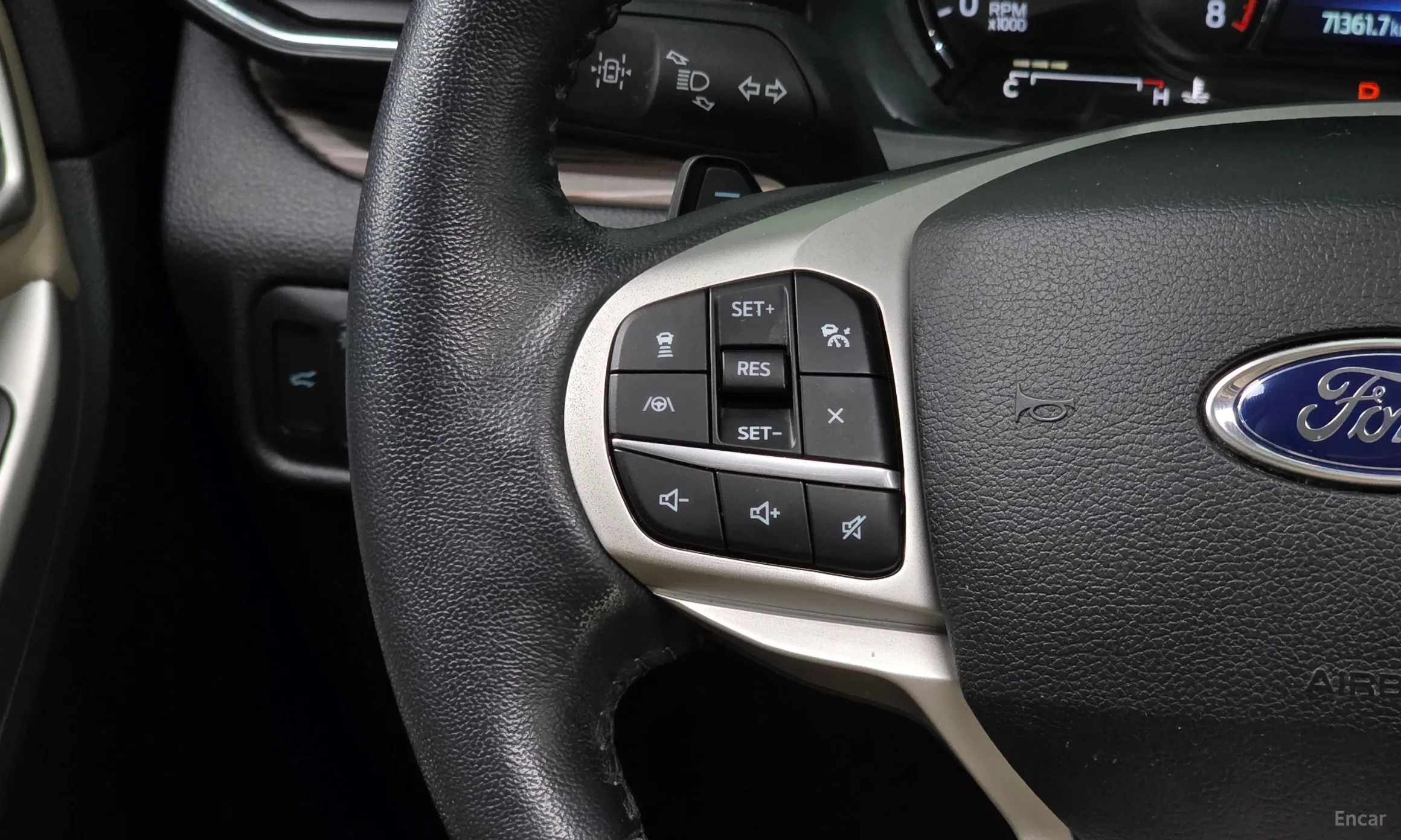 Ford Explorer 6th Generation превью 14