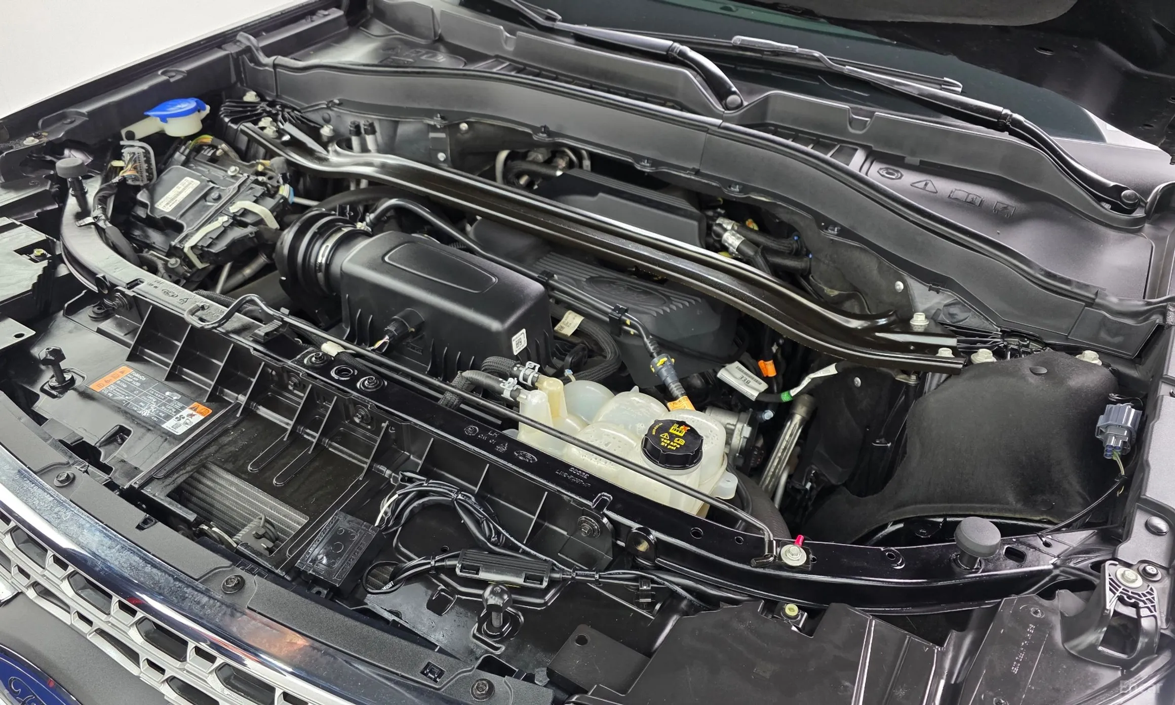 Ford Explorer 6th Generation превью 6