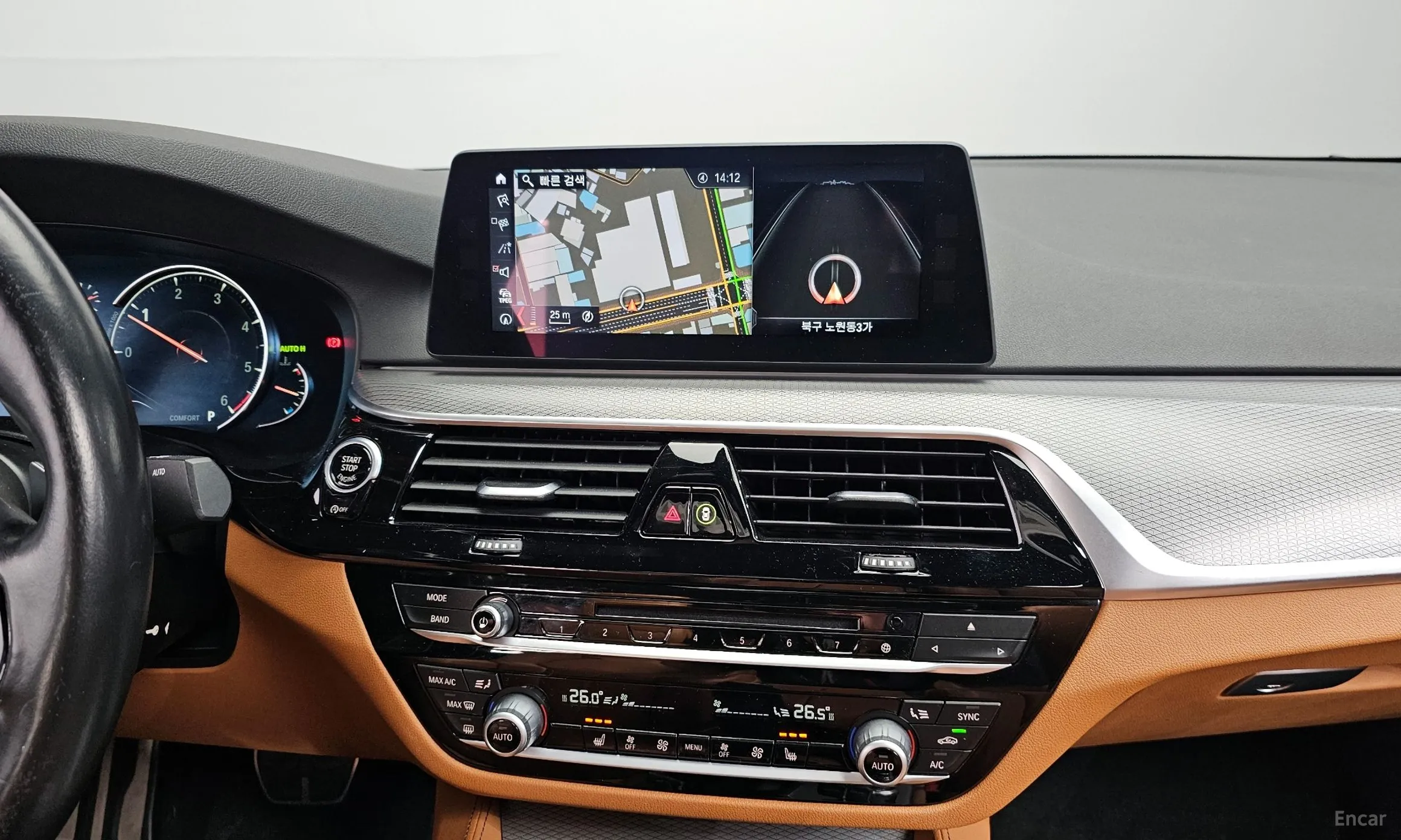 BMW 5 Series (G30) превью 14