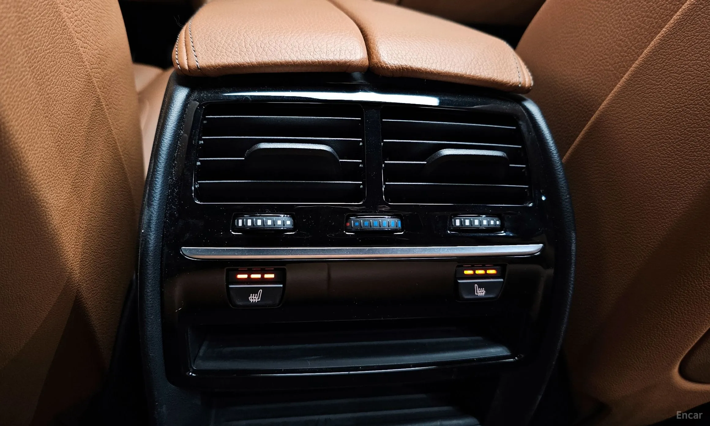 BMW 5 Series (G30) превью 20