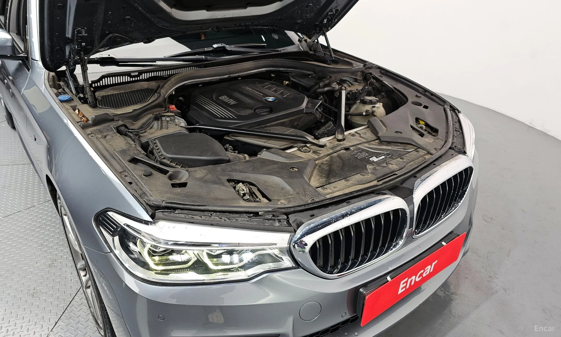 BMW 5 Series (G30) превью 6