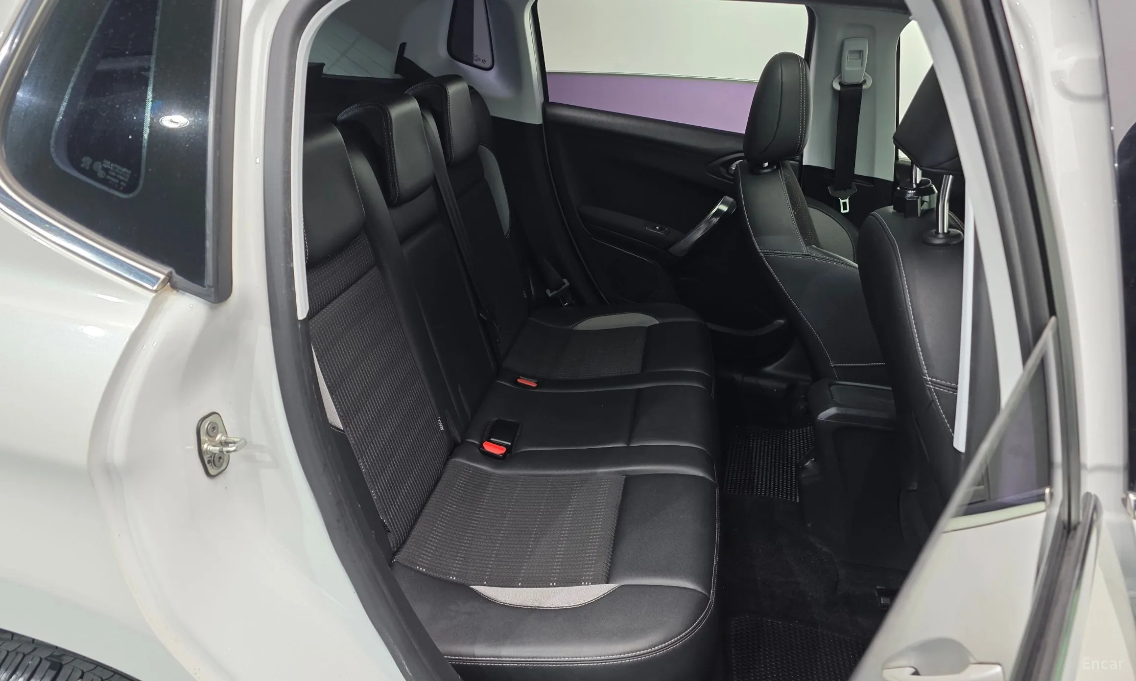 Peugeot 2008. превью 12