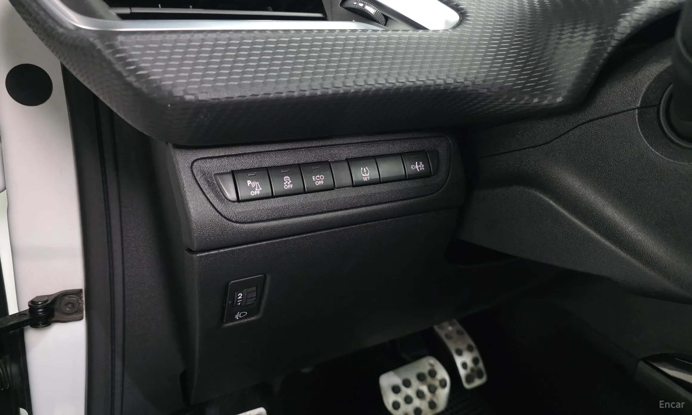 Peugeot 2008. превью 17