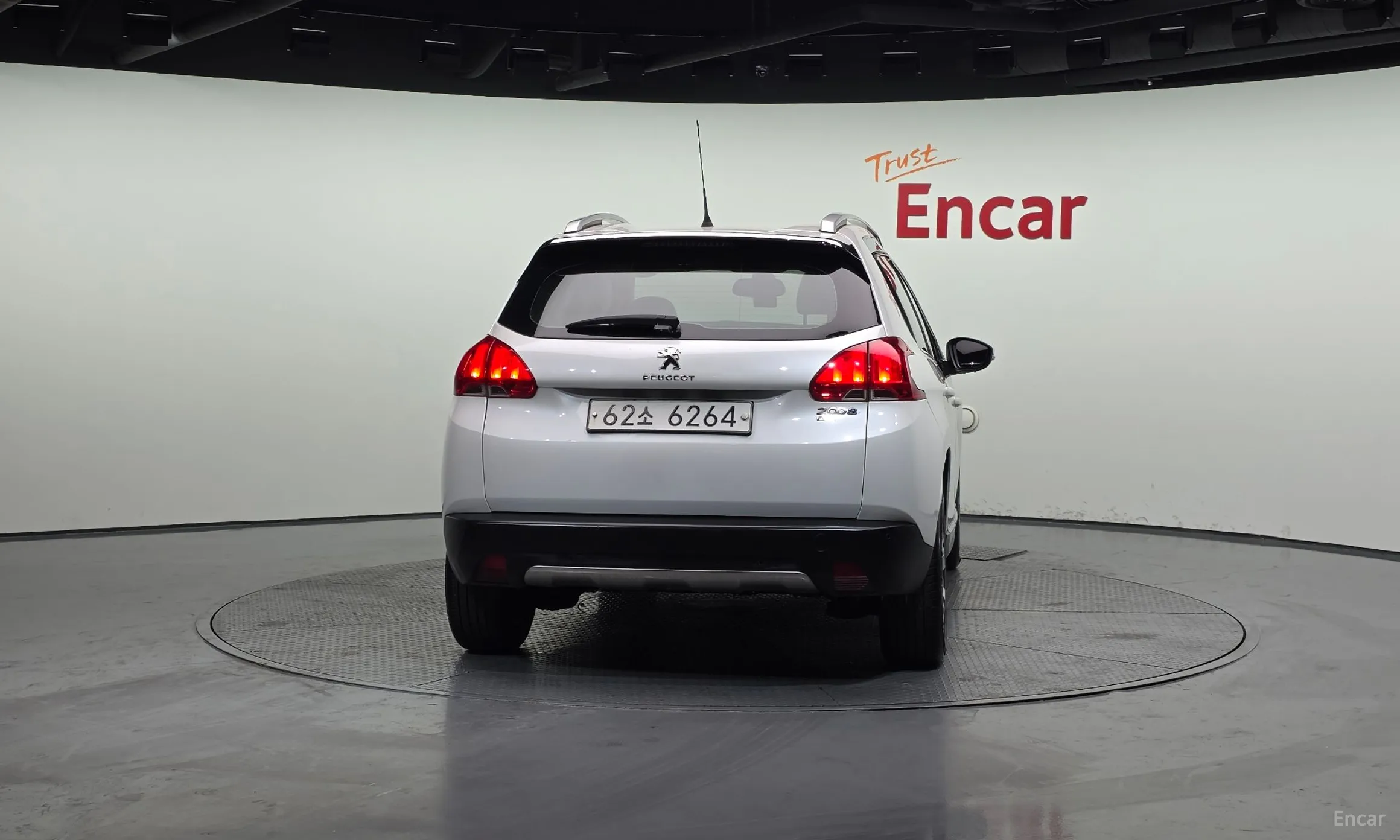Peugeot 2008. превью 4