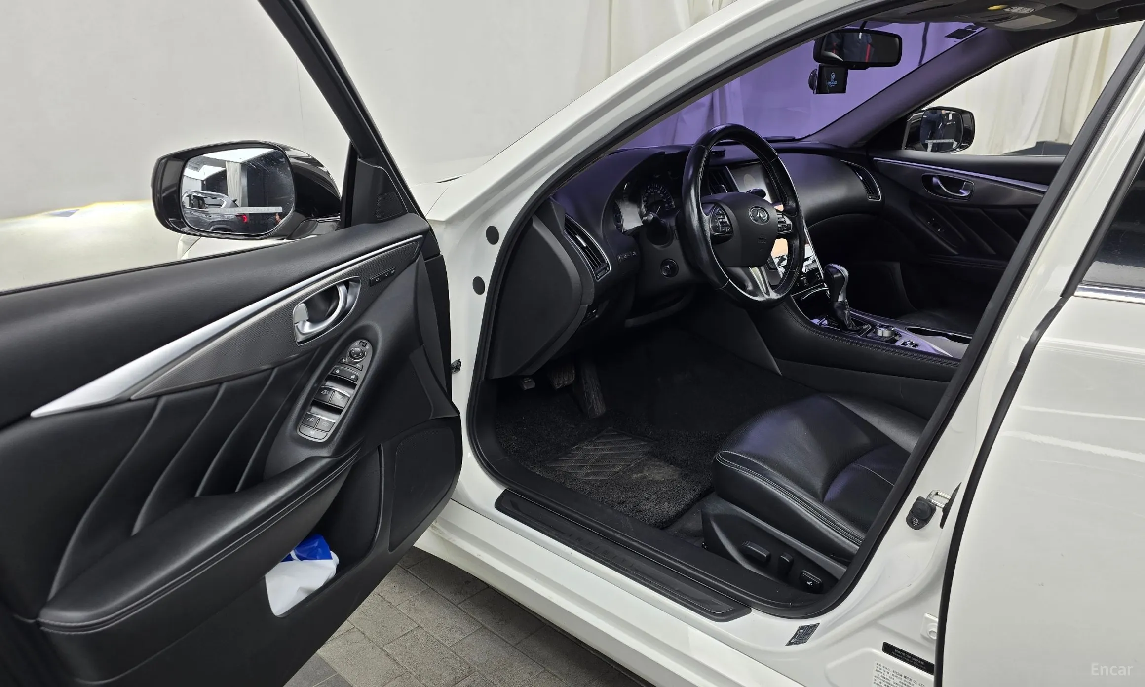 Infiniti Q50 превью 10