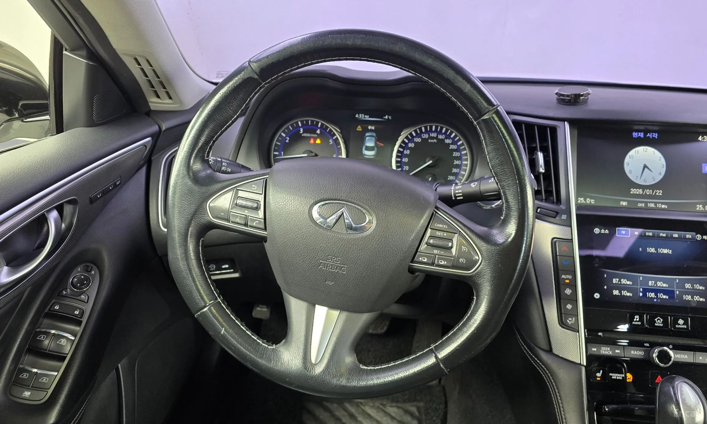 Infiniti Q50 превью 13