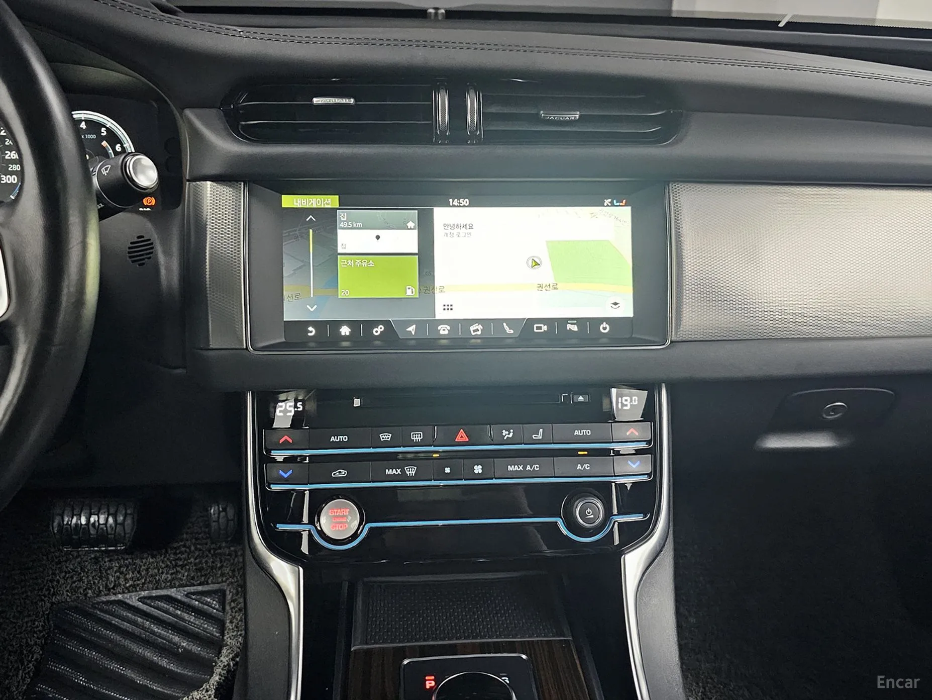Jaguar XF (x260) превью 14