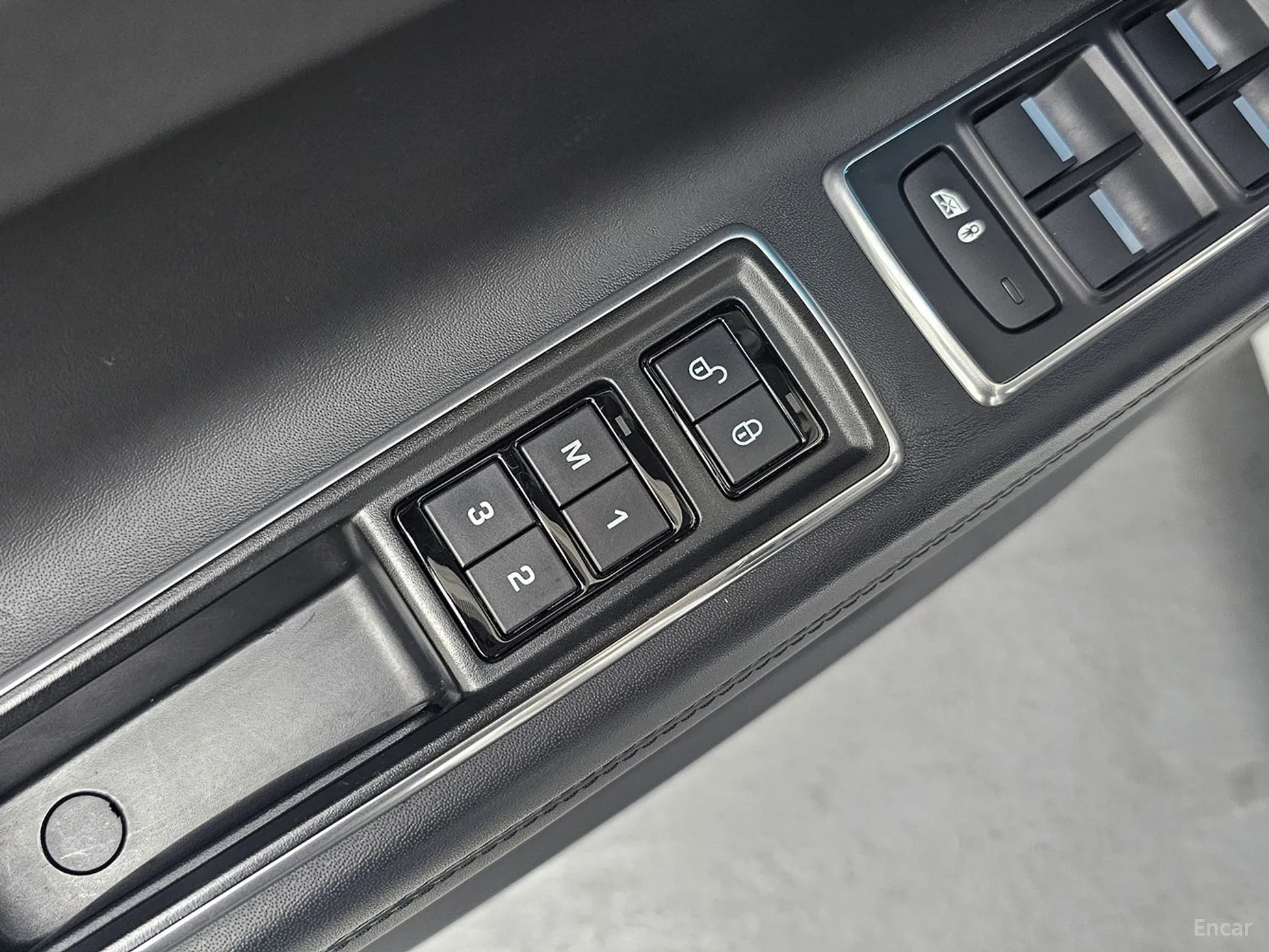 Jaguar XF (x260) превью 17