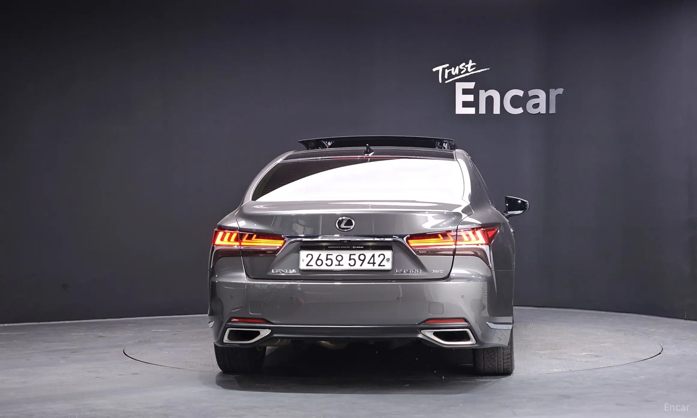 Lexus LS500 5th Generation превью 4