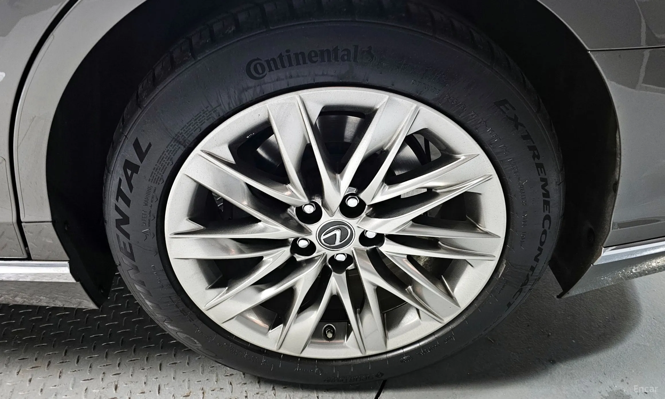 Lexus LS500 5th Generation превью 5
