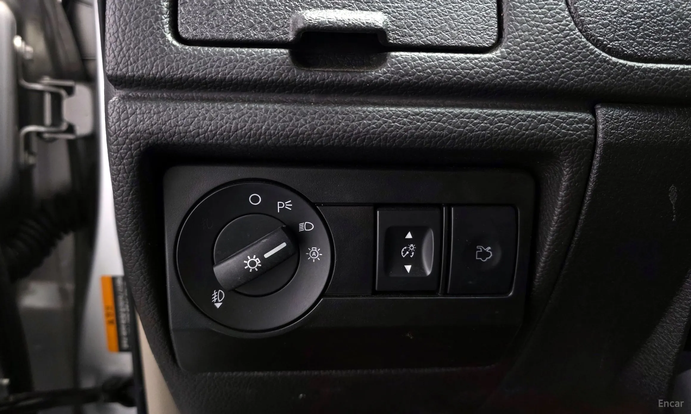 Ford Fusion превью 17