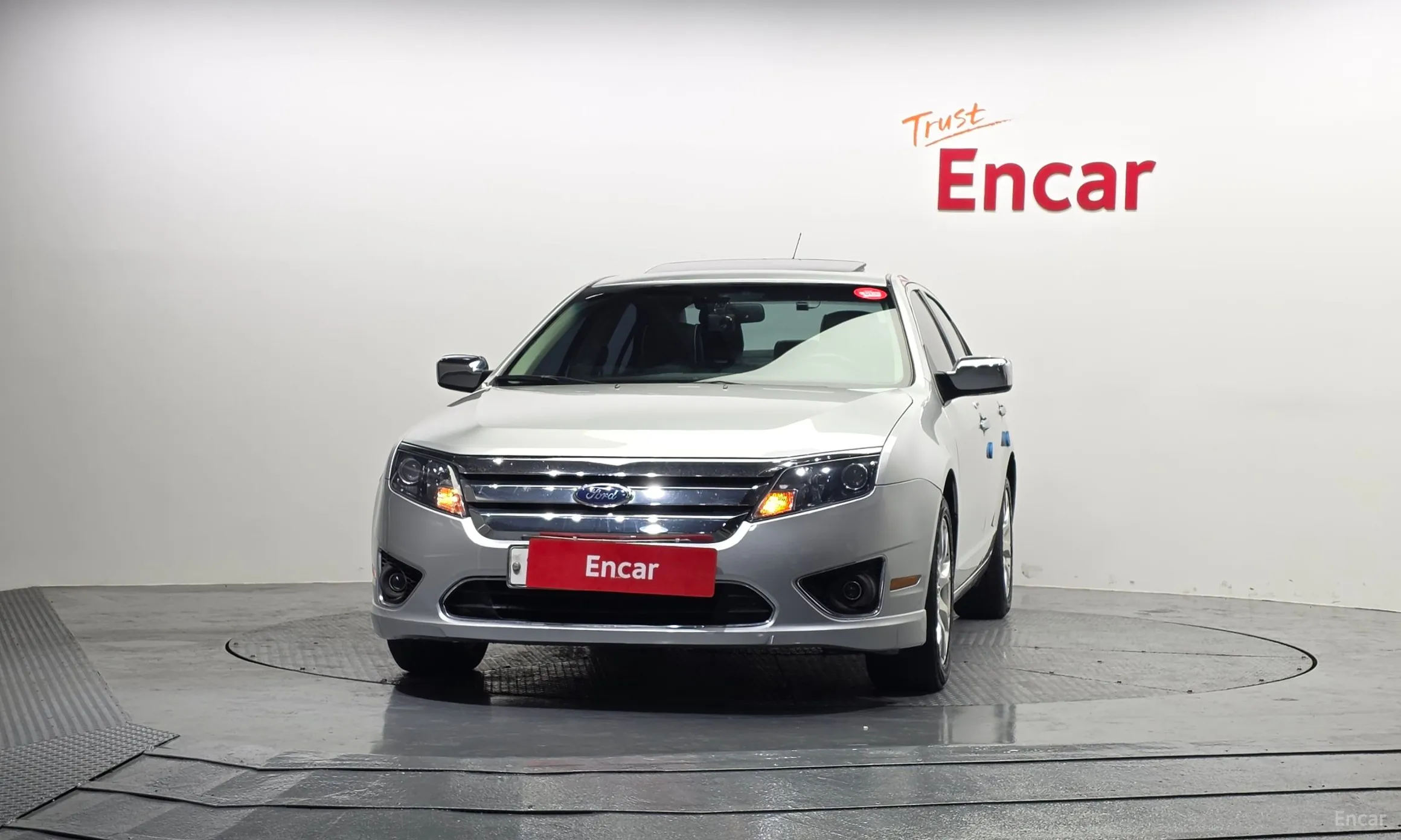 Ford Fusion превью 3