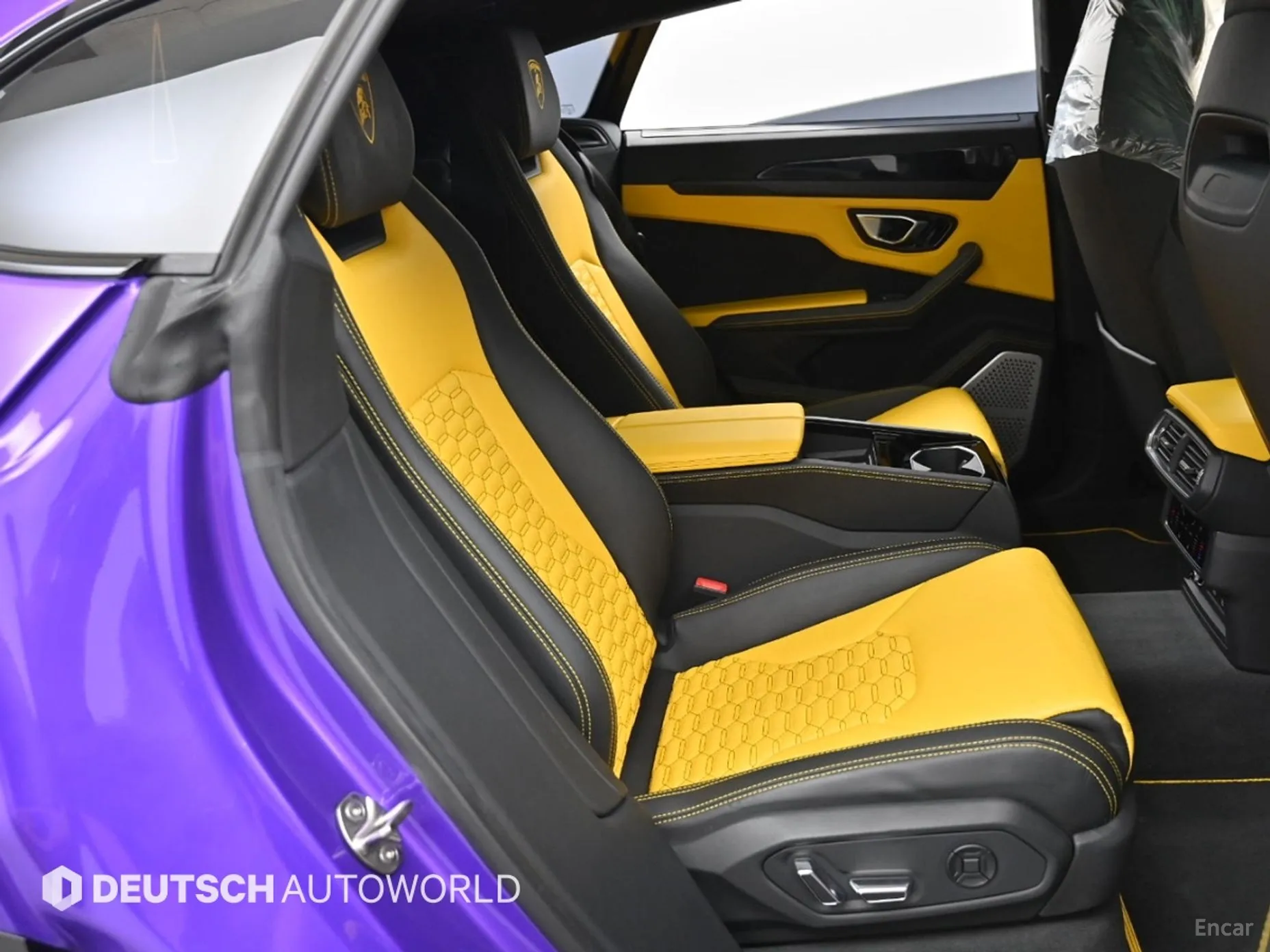 Lamborghini Urus превью 12