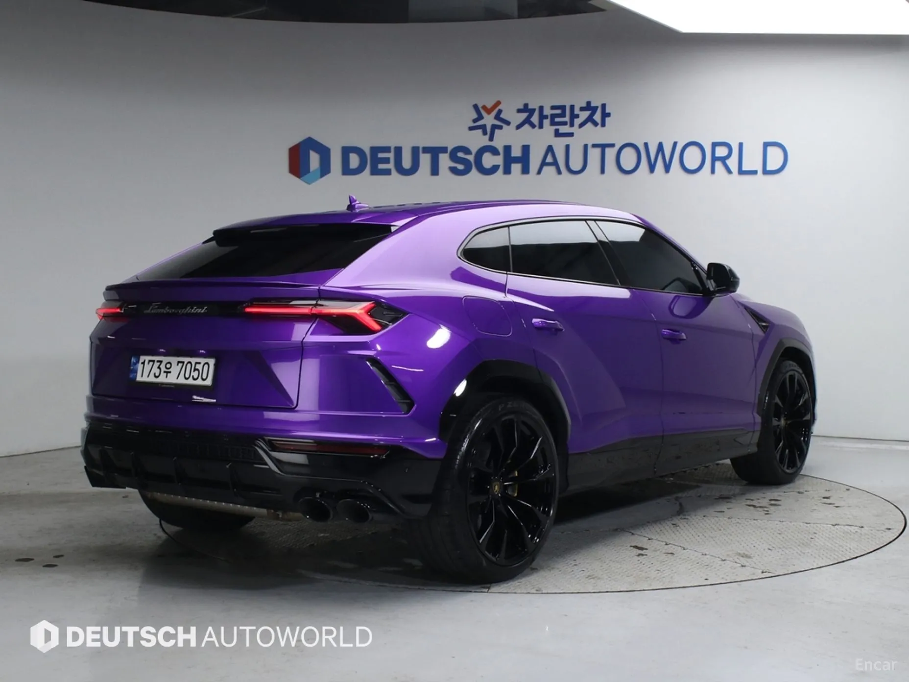 Lamborghini Urus превью 2