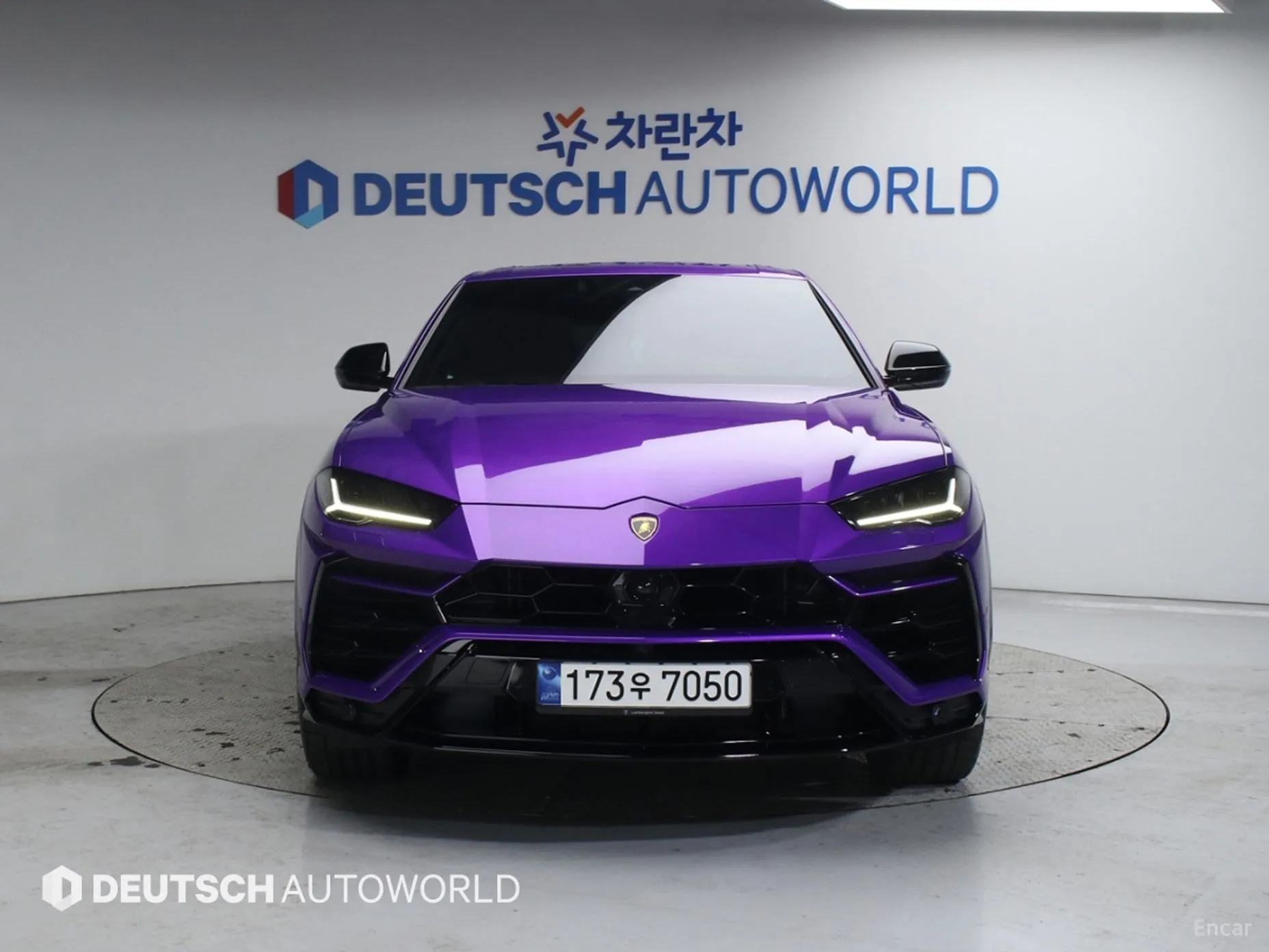 Lamborghini Urus превью 3