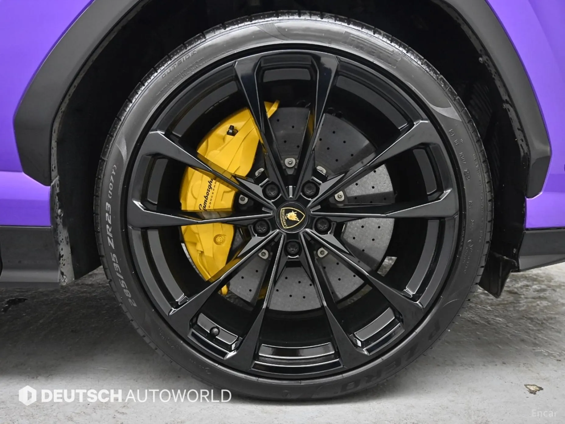 Lamborghini Urus превью 5