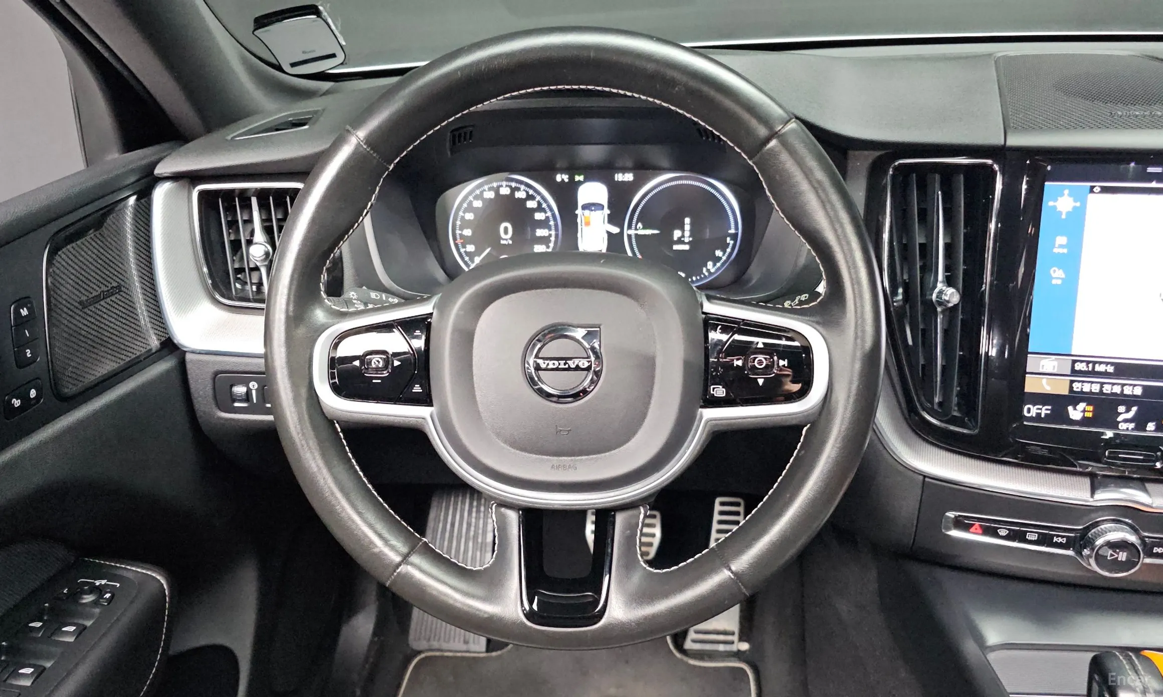 Volvo XC60 Gen 2 превью 13