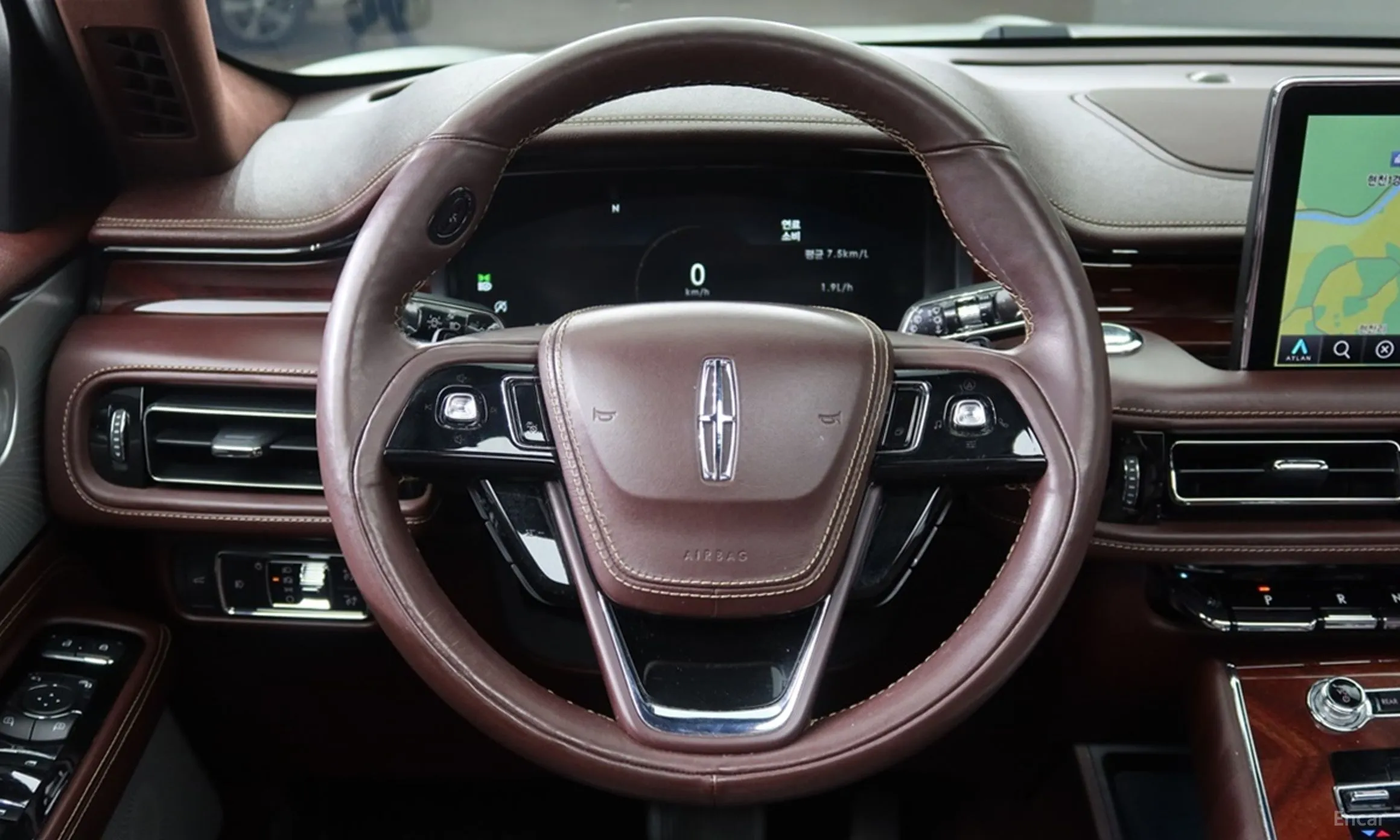 Lincoln Aviator 2nd Generation превью 10