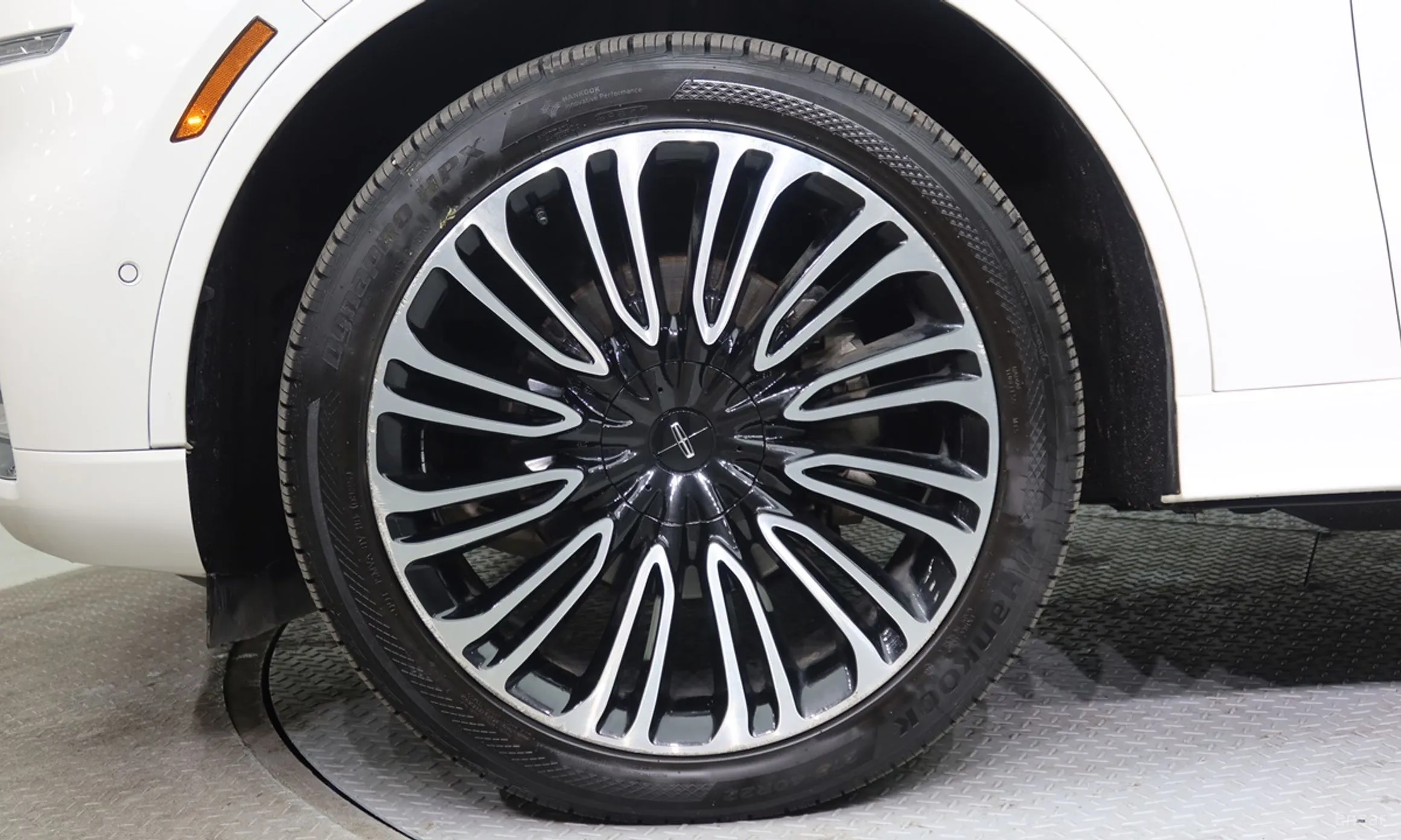 Lincoln Aviator 2nd Generation превью 5