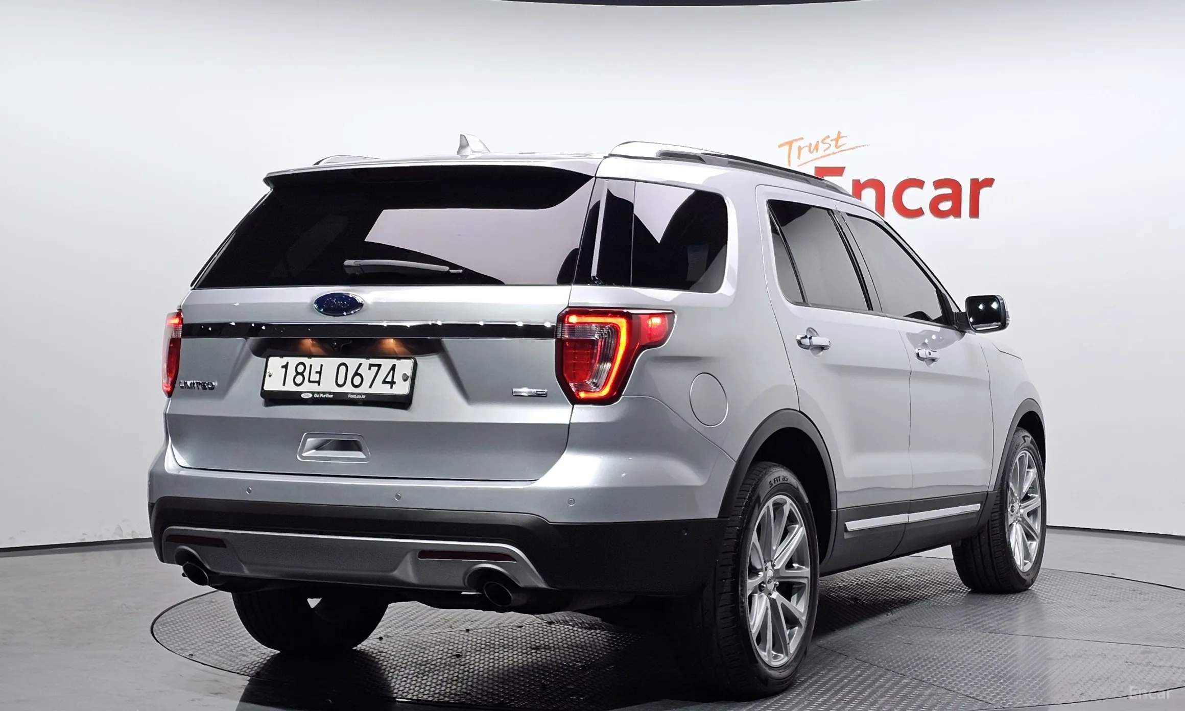 Ford Explorer превью 2