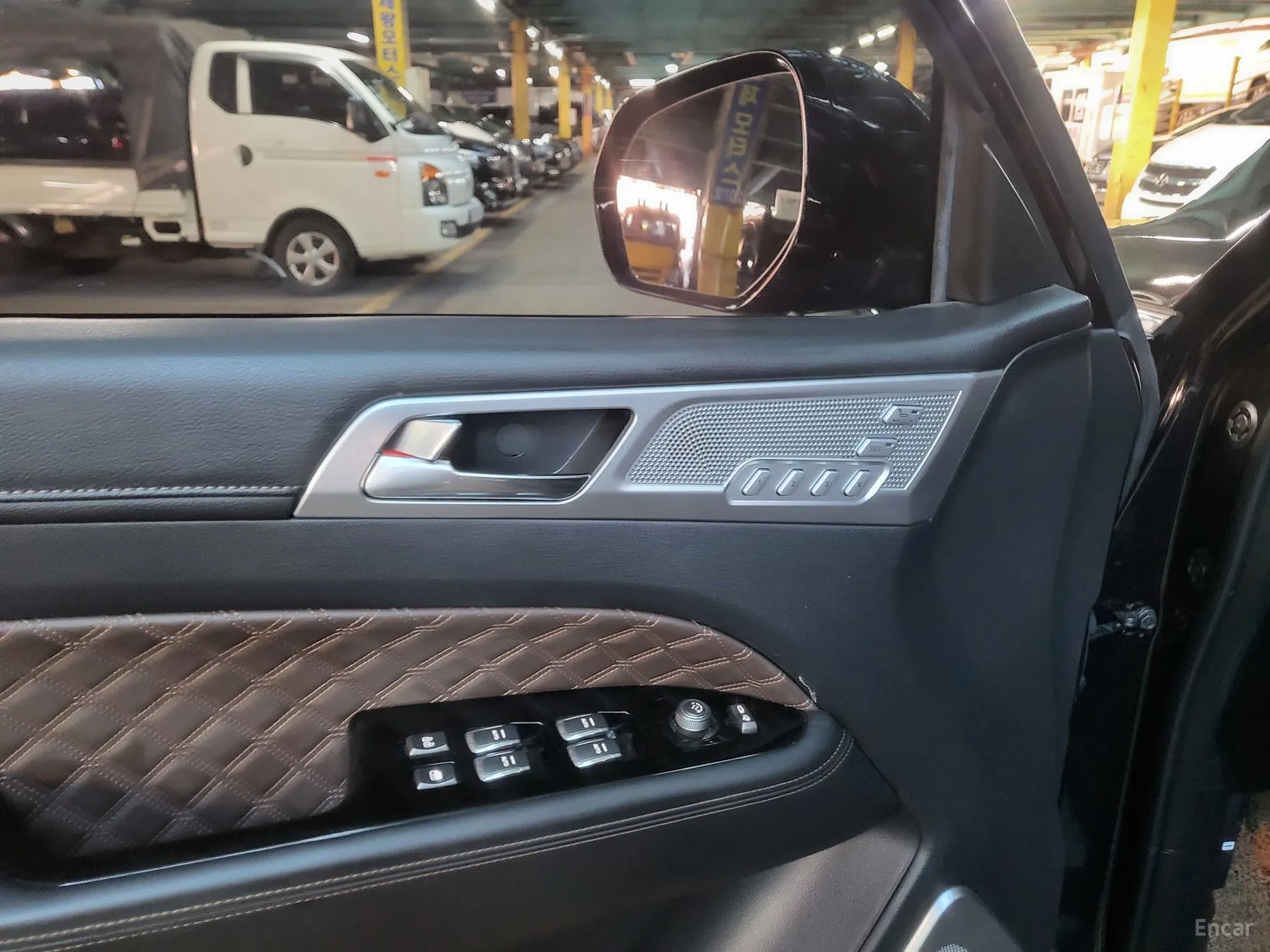 KG Mobility (SsangYong) Rexton превью 12