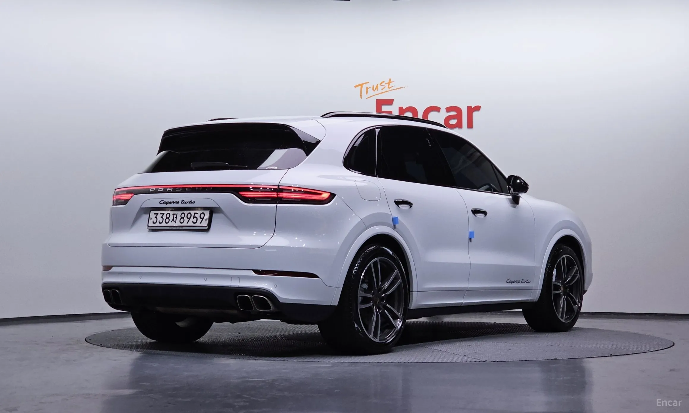 Porsche Cayenne (PO536) превью 2