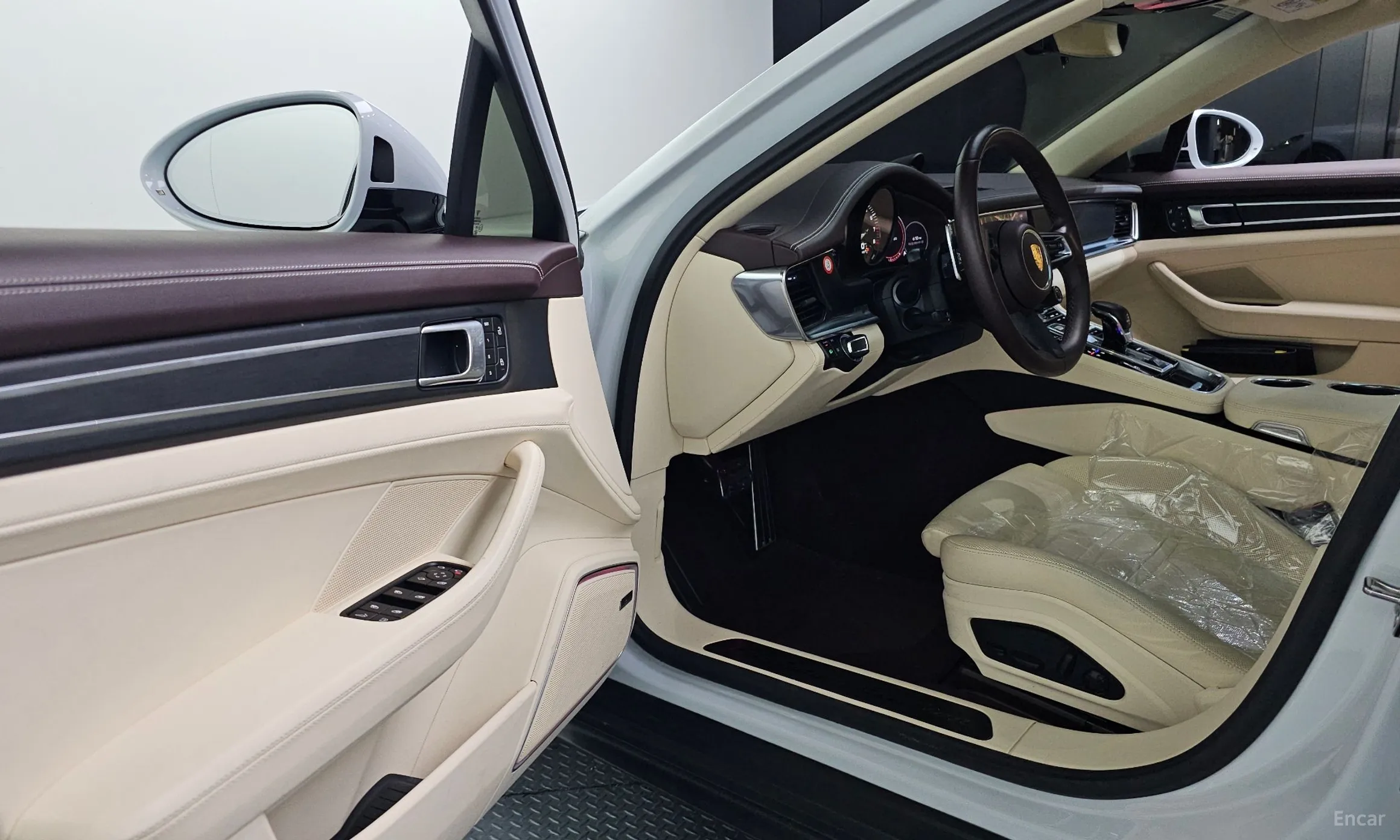 Porsche Panamera (971) превью 10