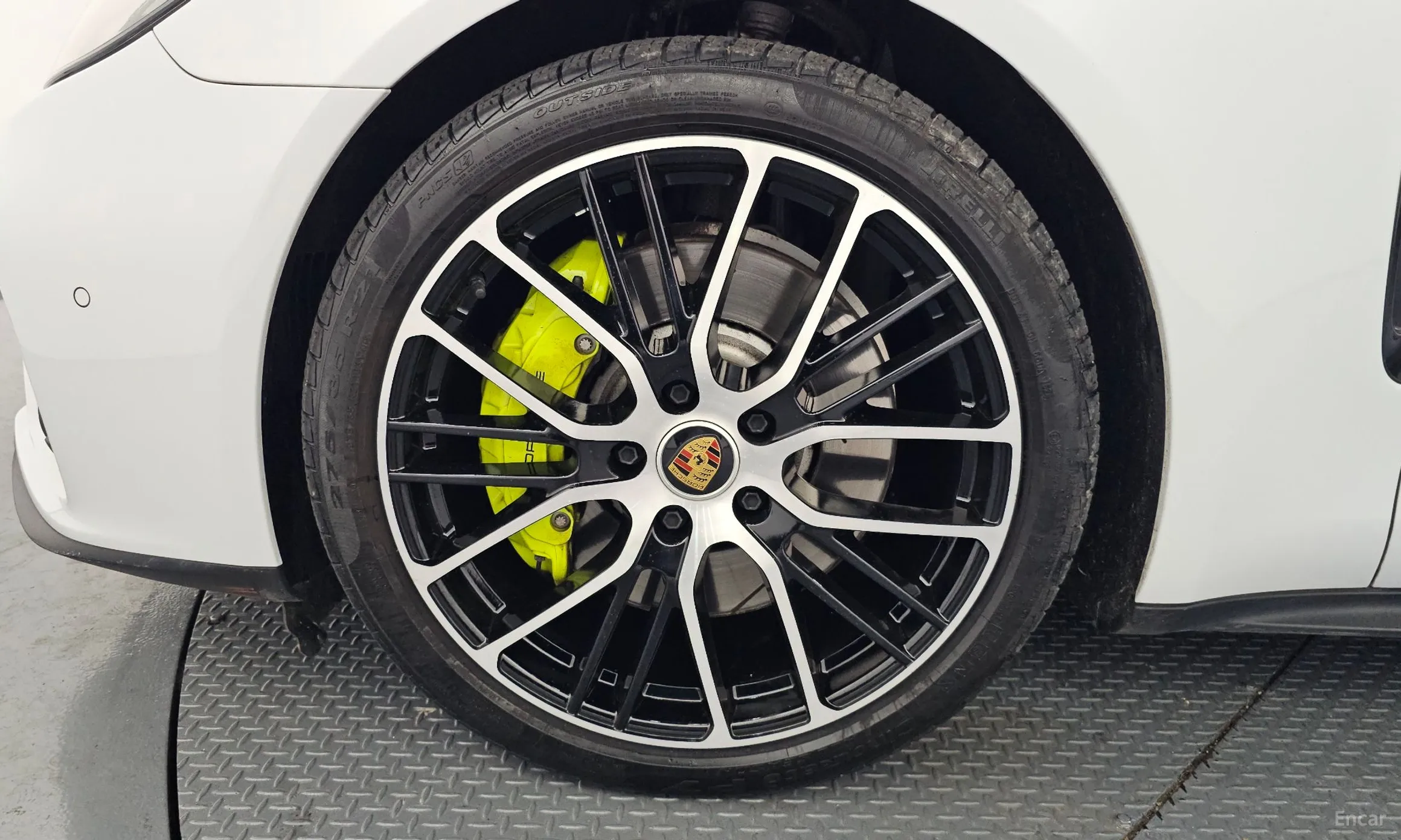 Porsche Panamera (971) превью 5