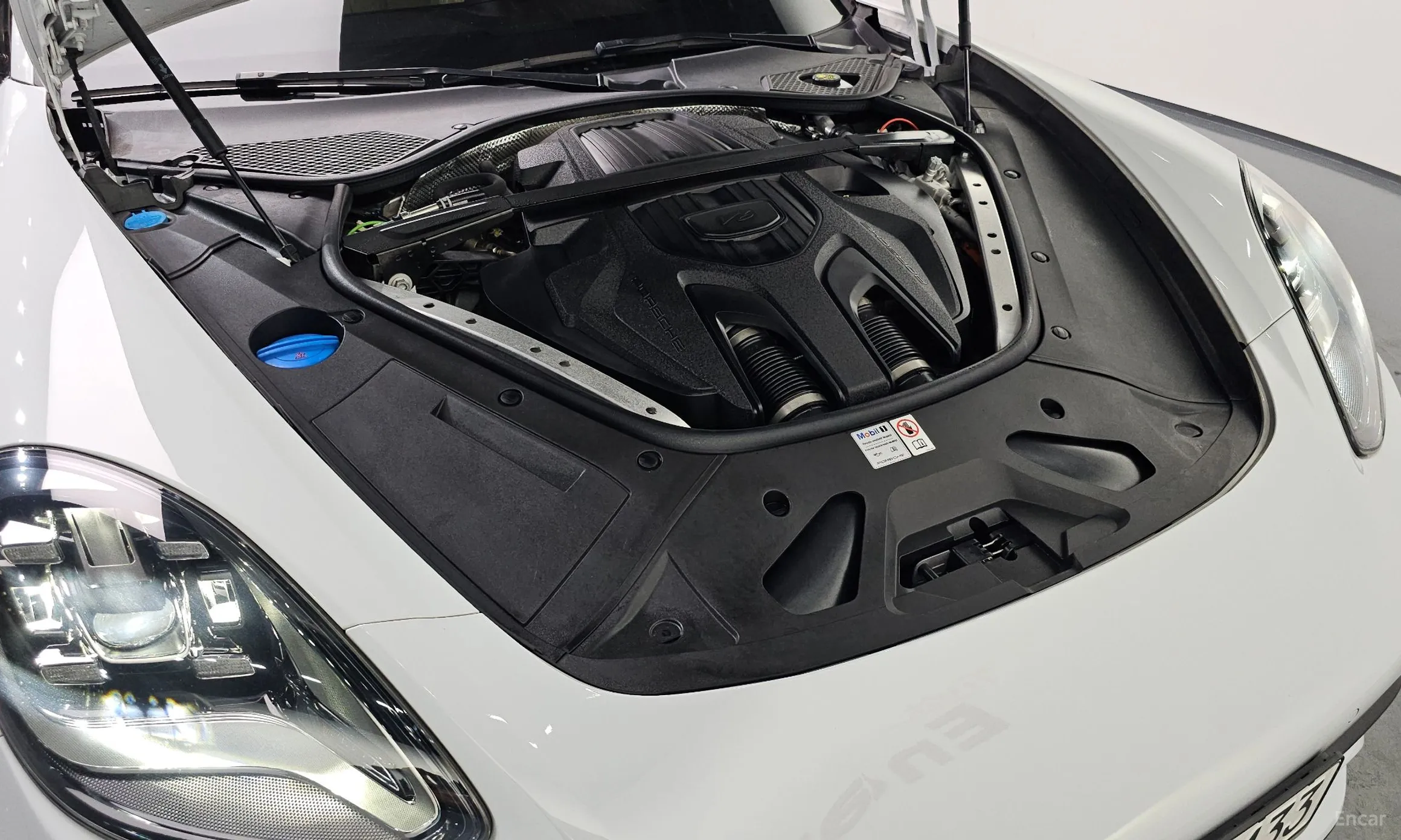 Porsche Panamera (971) превью 6