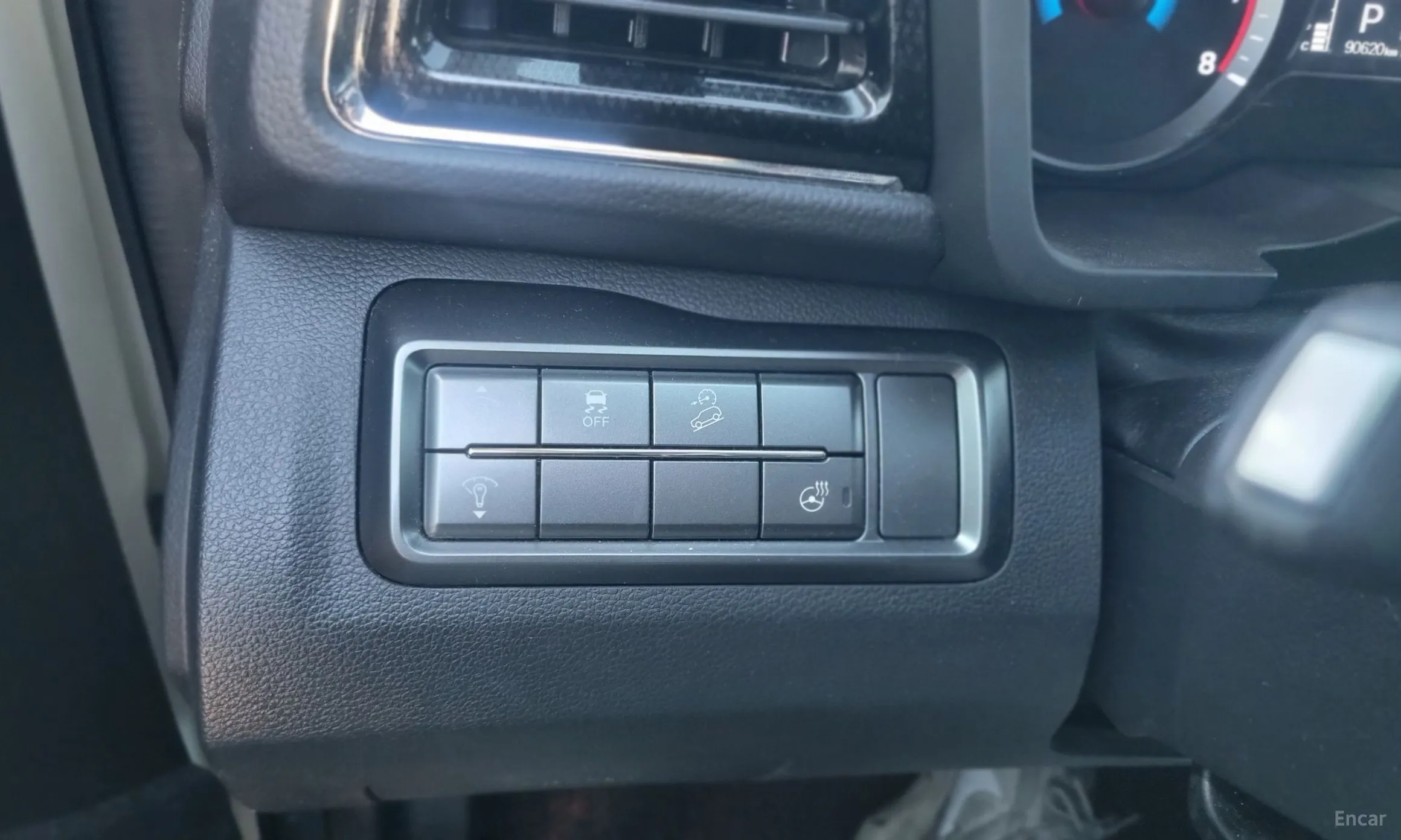 KG Mobility (SsangYong) Berry New Tivoli превью 10