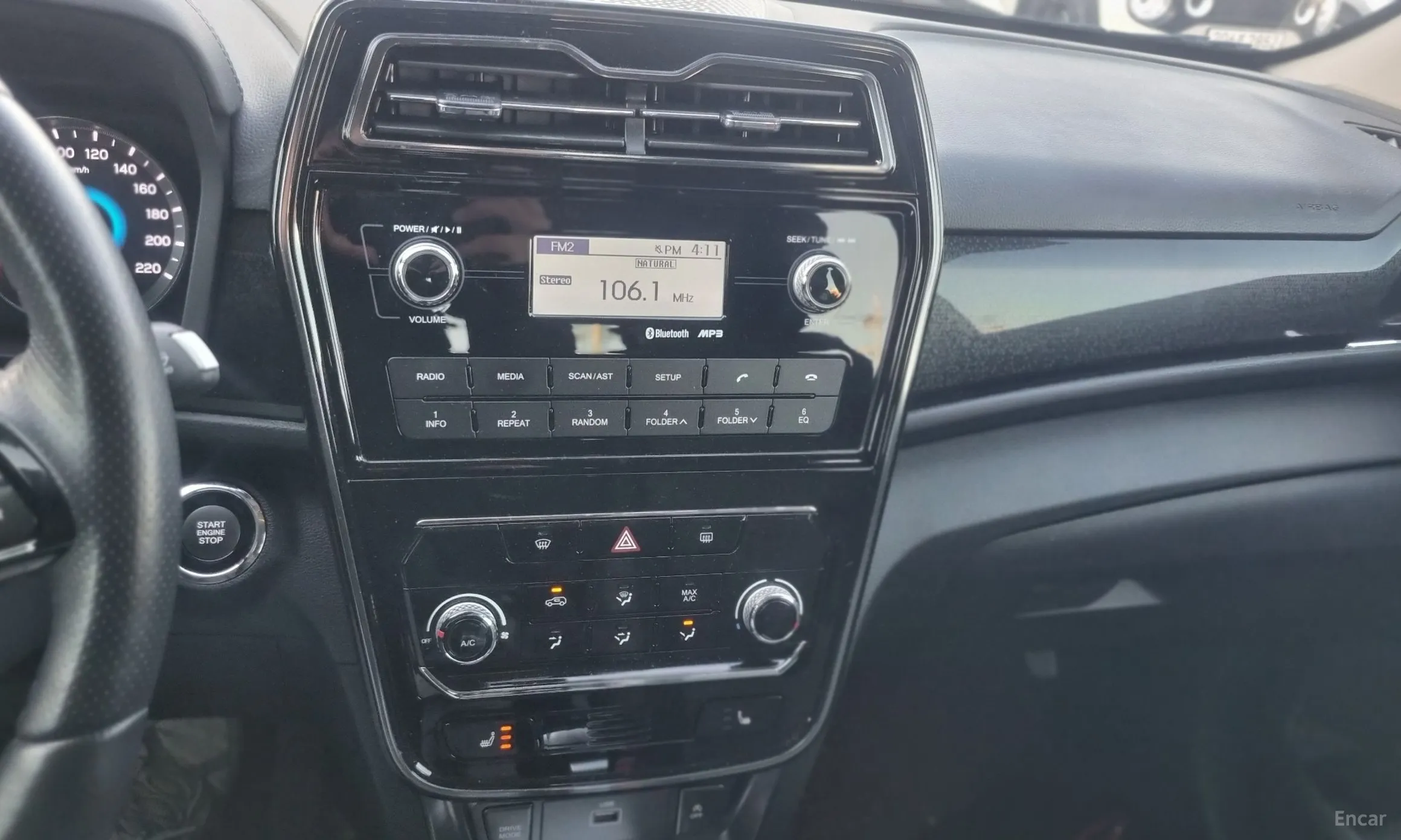 KG Mobility (SsangYong) Berry New Tivoli превью 7
