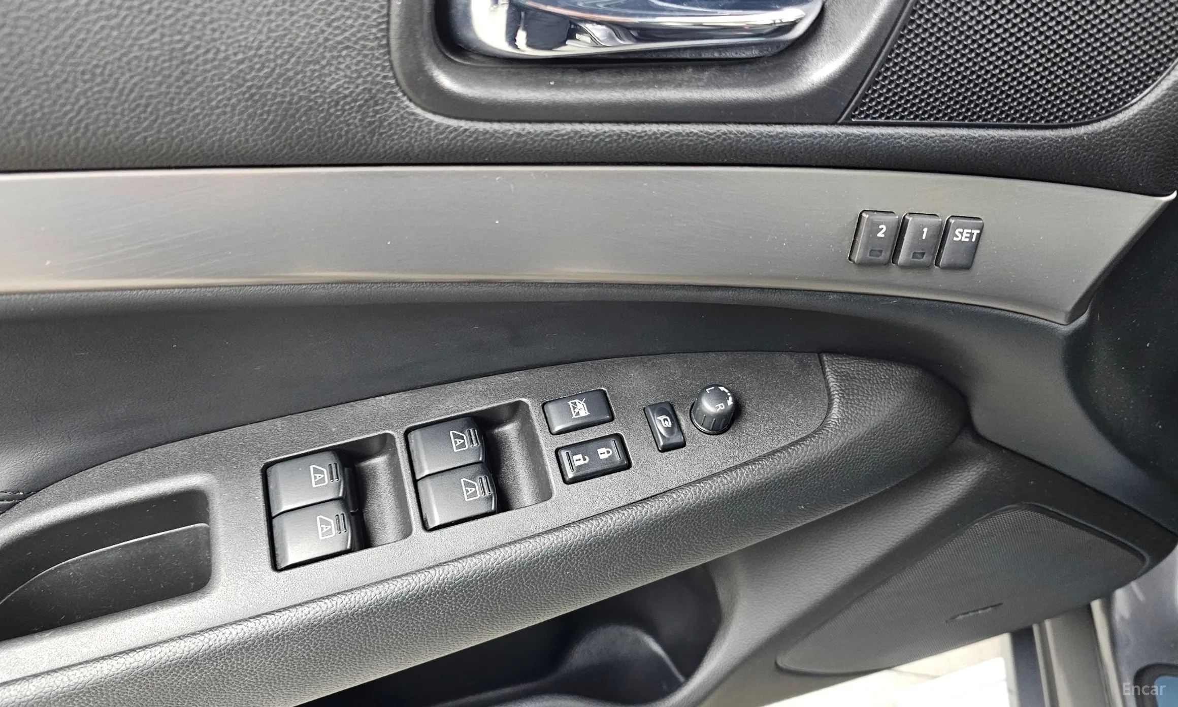 Infiniti G25 превью 14