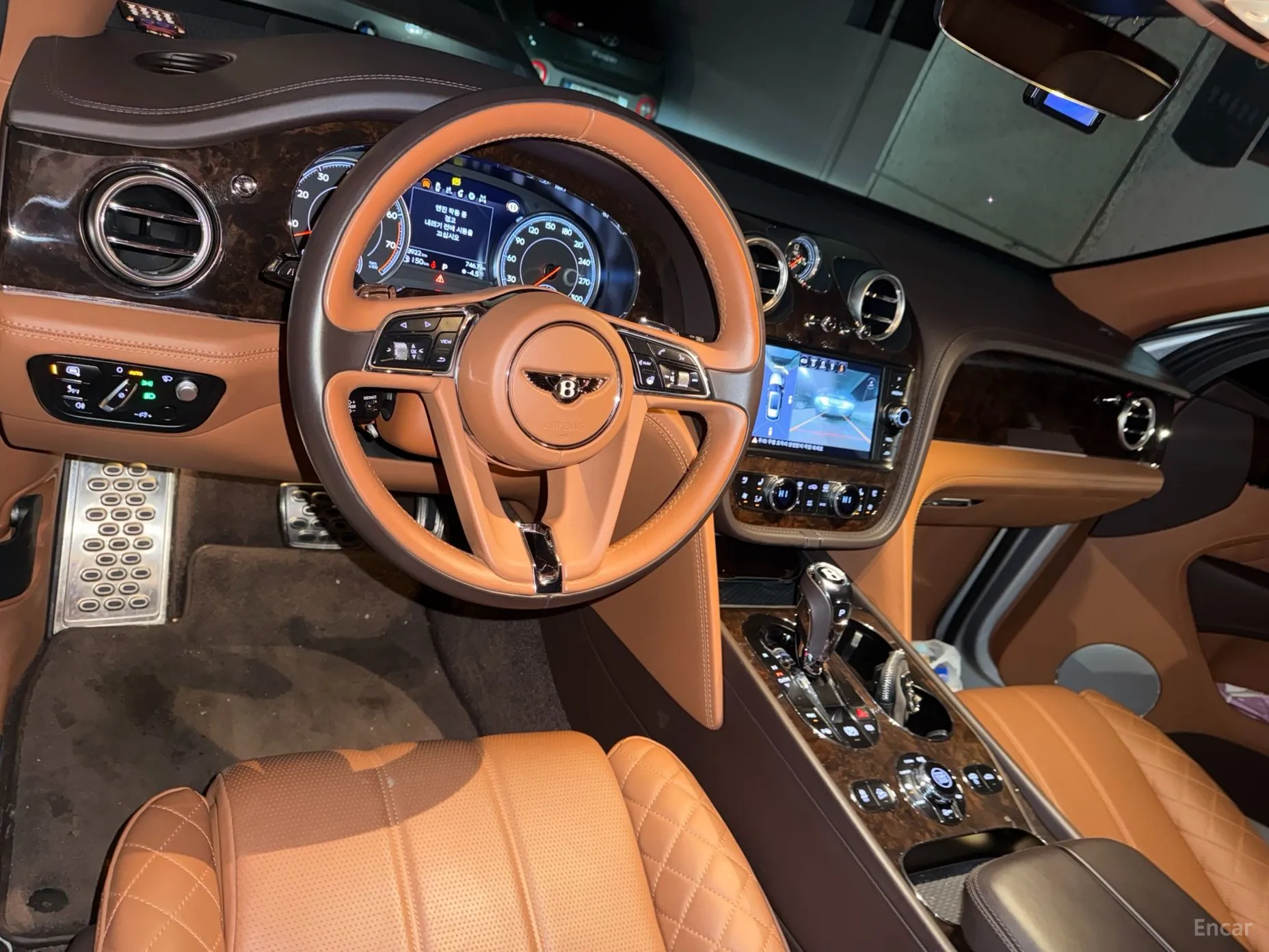 Bentley Bentayga превью 5