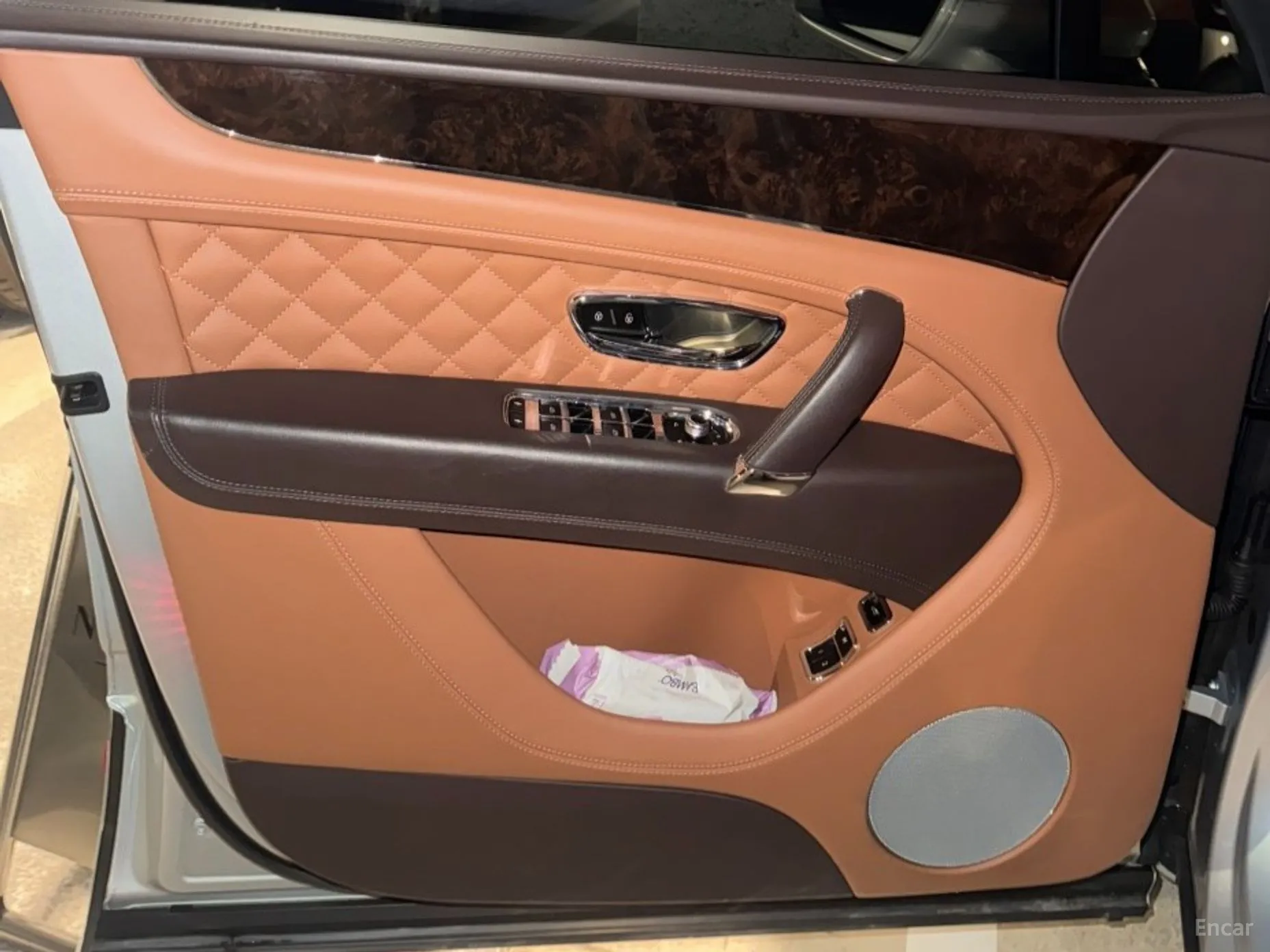 Bentley Bentayga превью 8