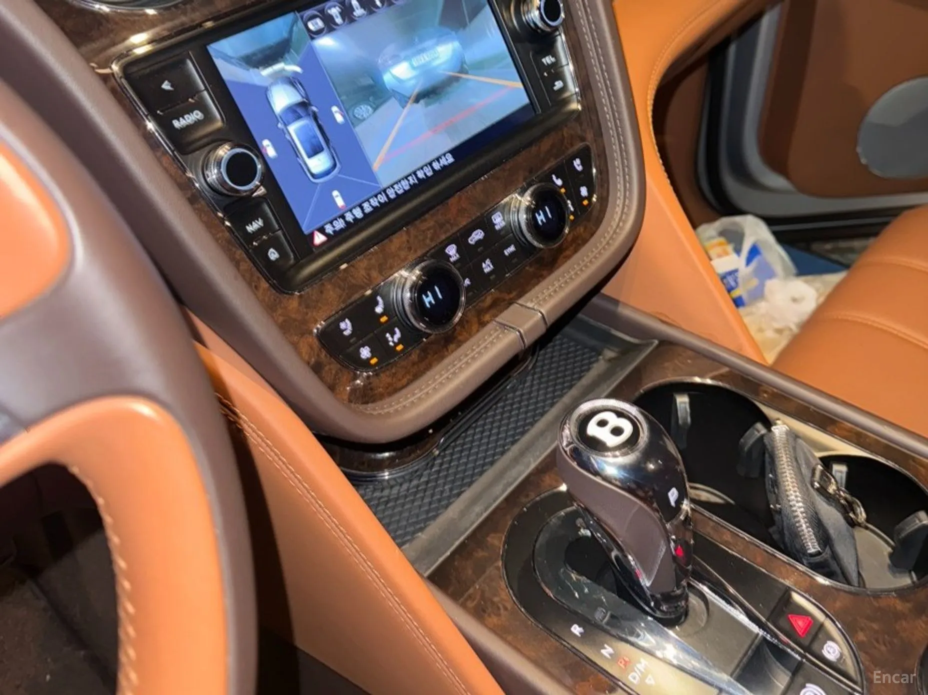 Bentley Bentayga превью 9