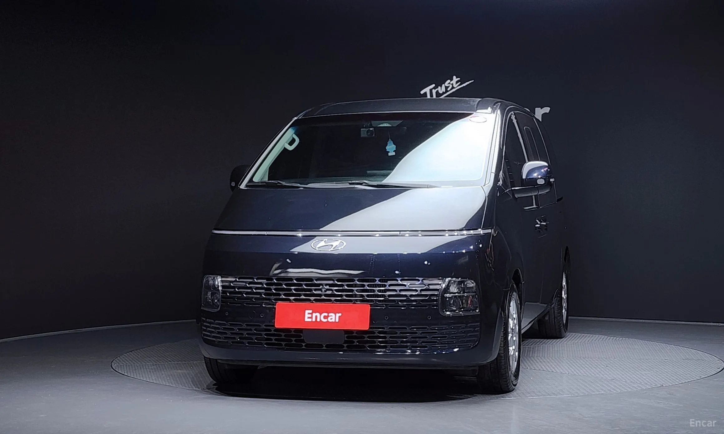 Hyundai Staria превью 3