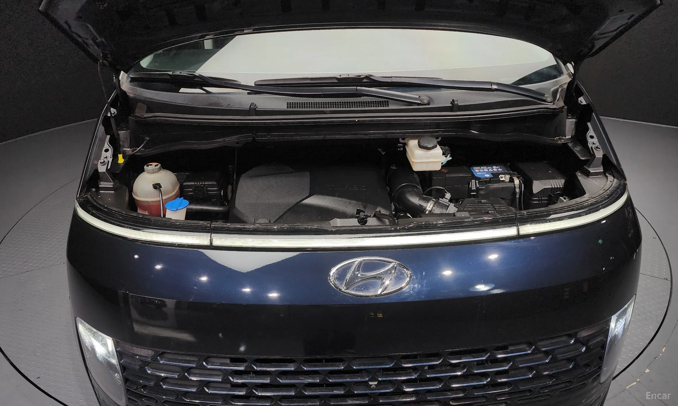 Hyundai Staria превью 6