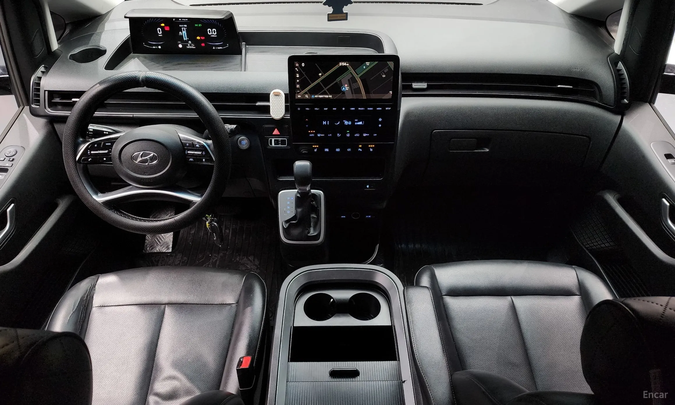 Hyundai Staria превью 7