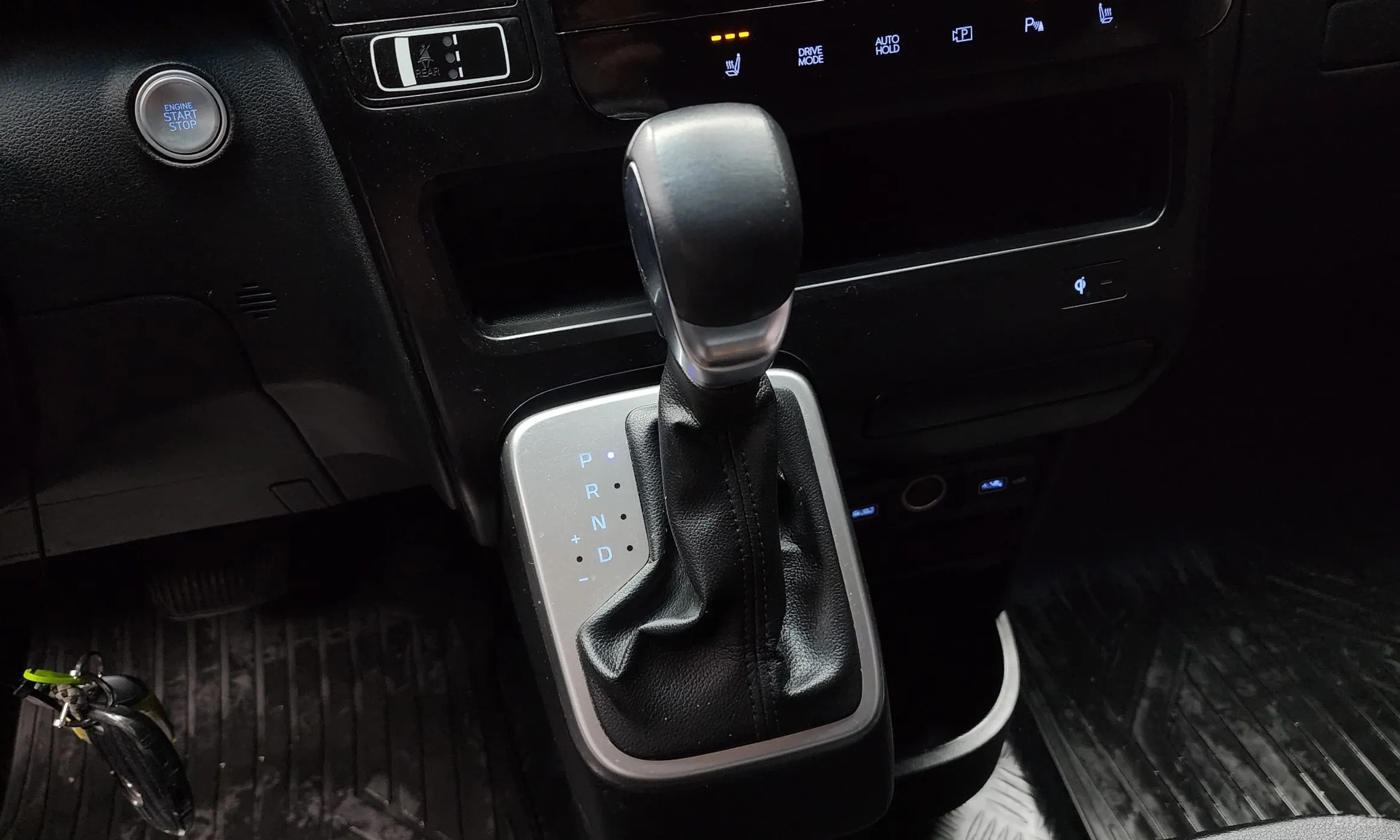 Hyundai Staria превью 9