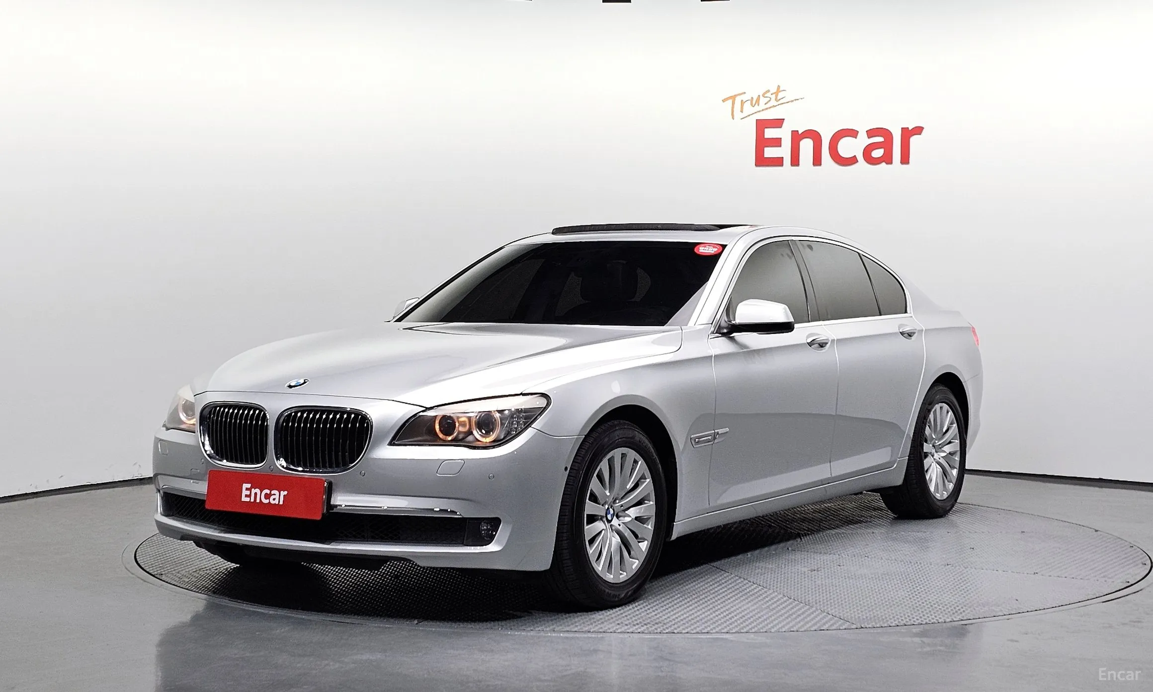 BMW 7 Series (F01)