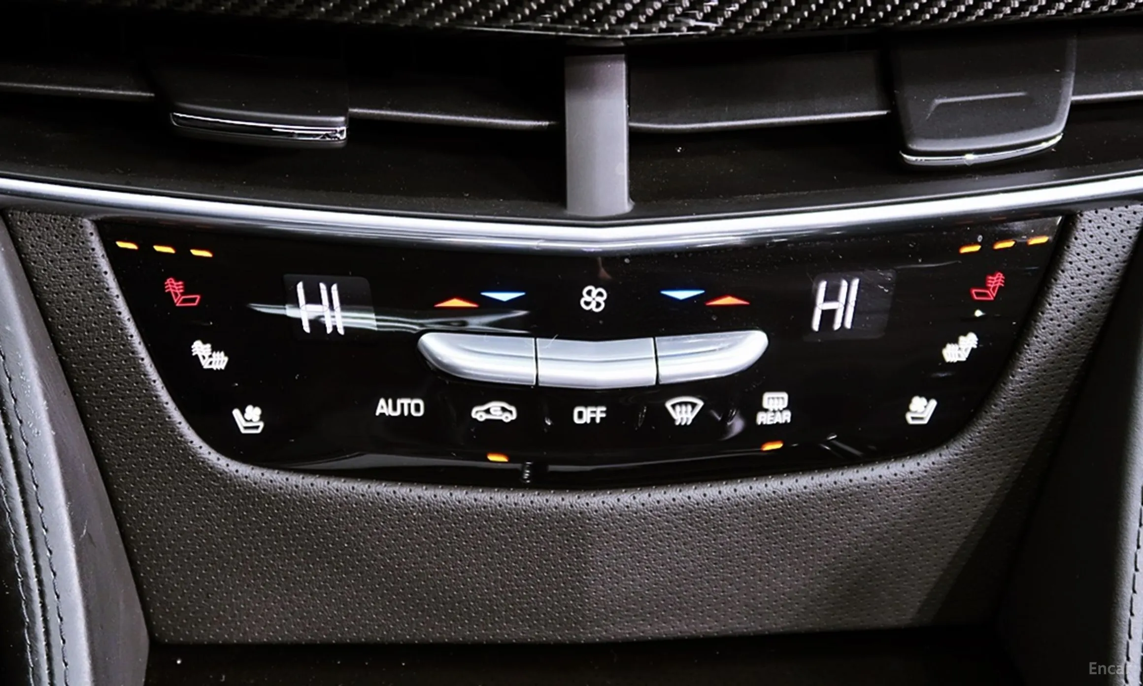 Cadillac CT6 превью 14